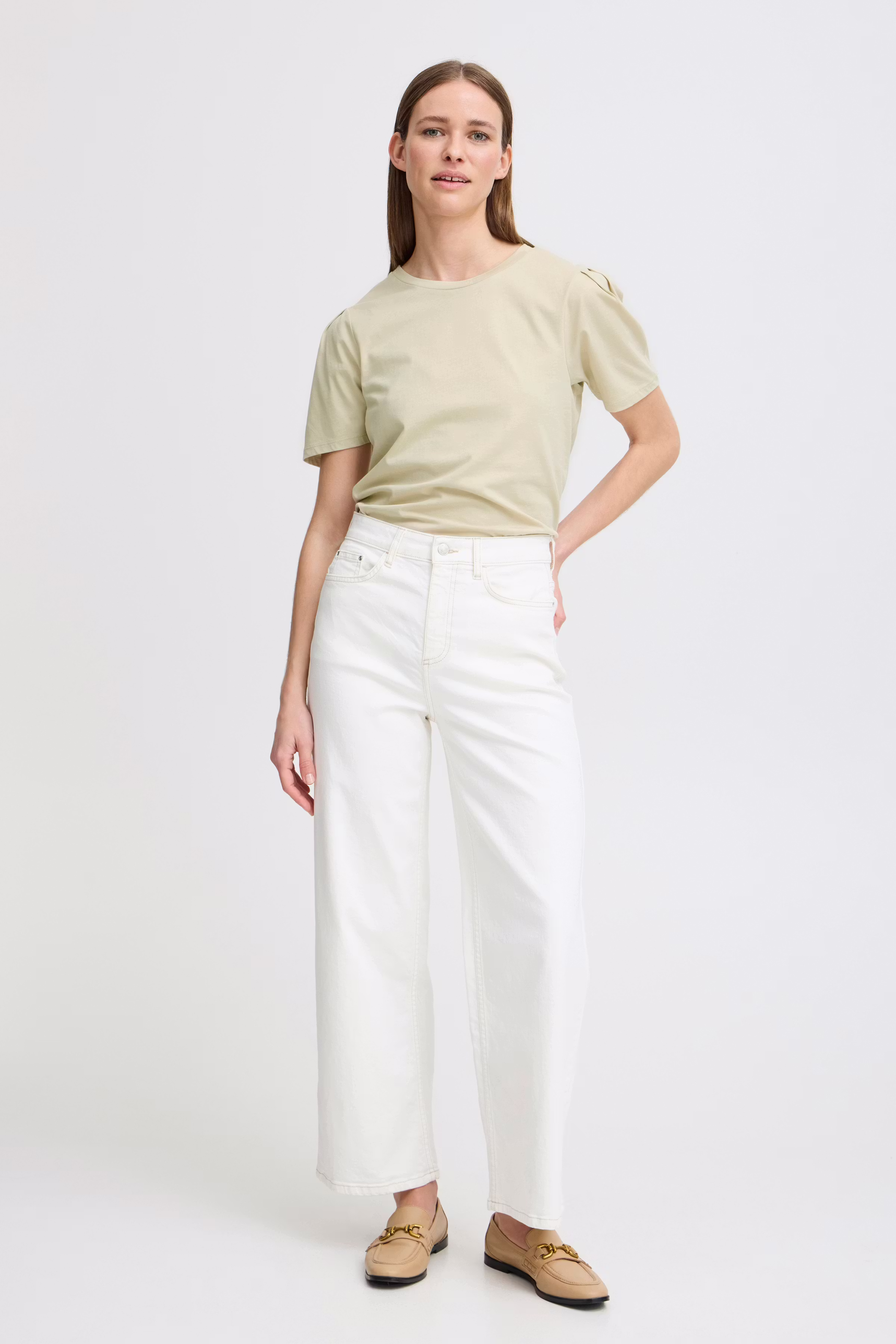 BXPILVE T-shirt LOOKBOOK FRONT 20815033-140708