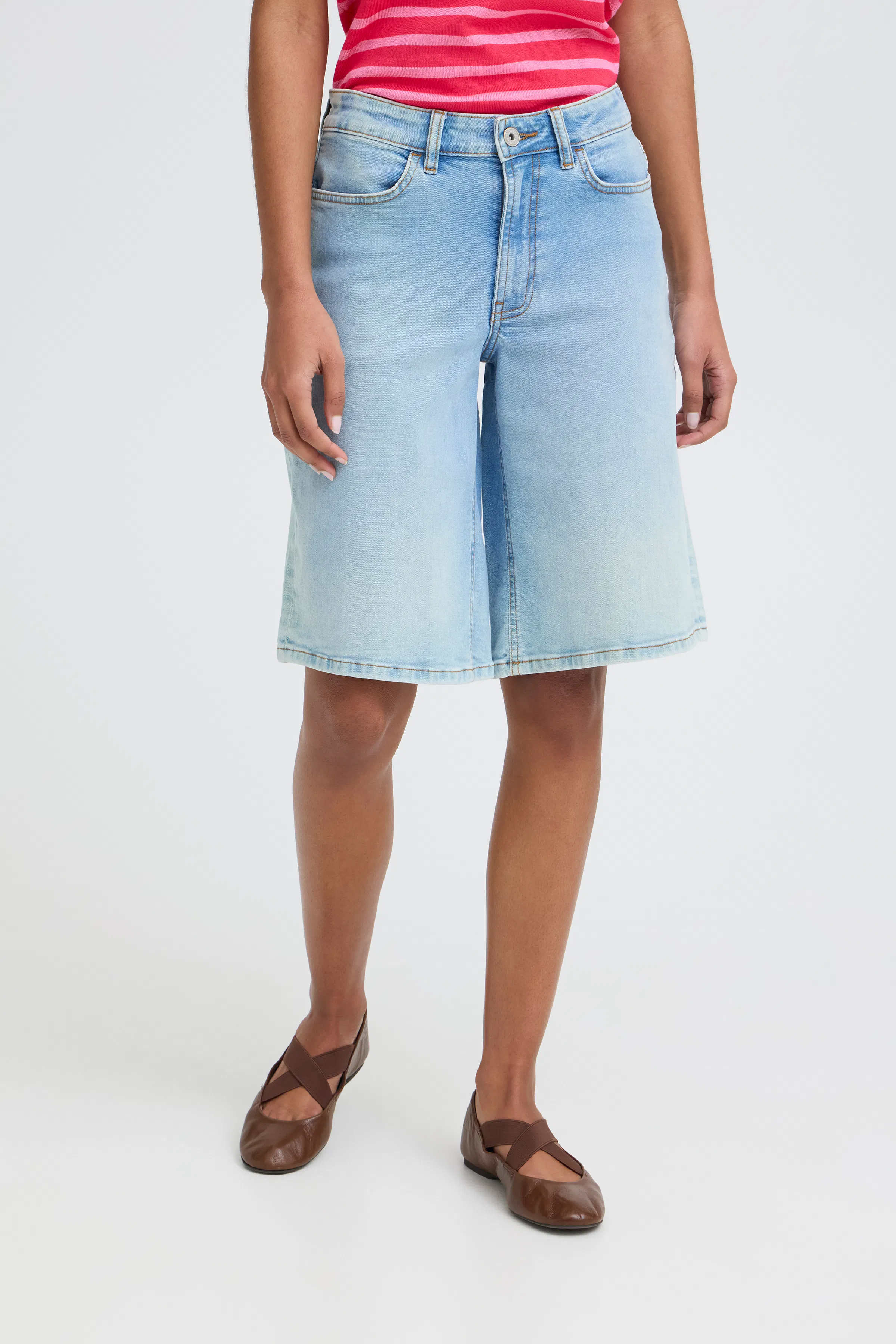 IHTWIGGY Bermuda shorts LOOKBOOK FRONT 20126222-19044