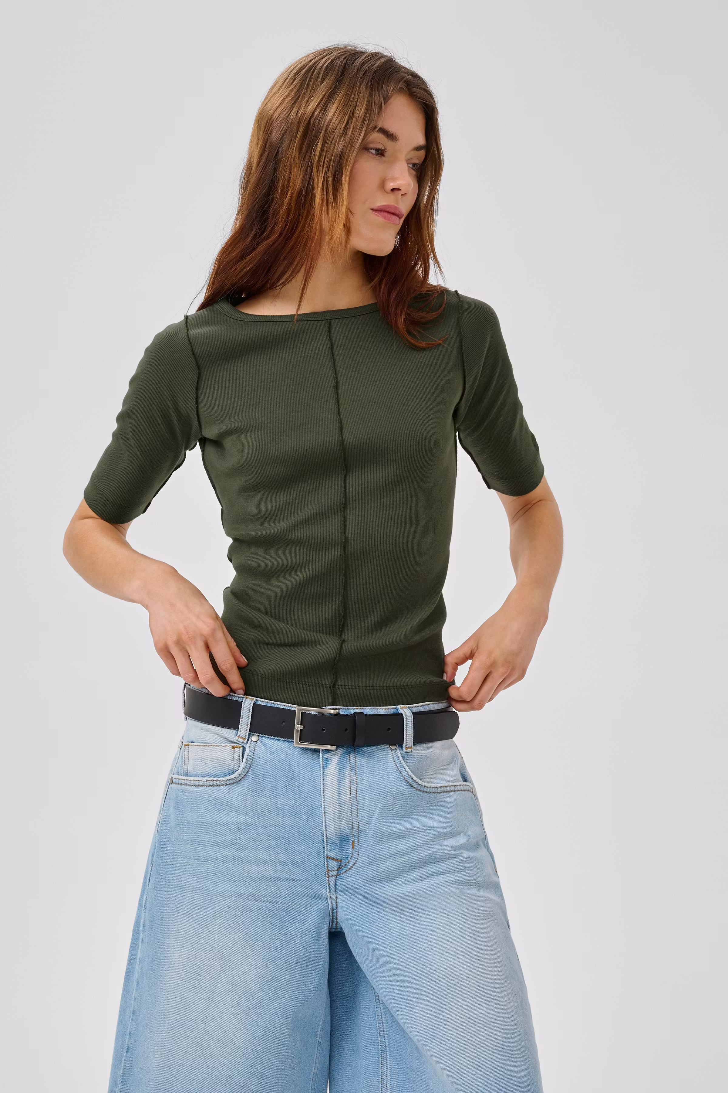 MandyMW T-shirt LOOKBOOK FRONT 10705169-190414