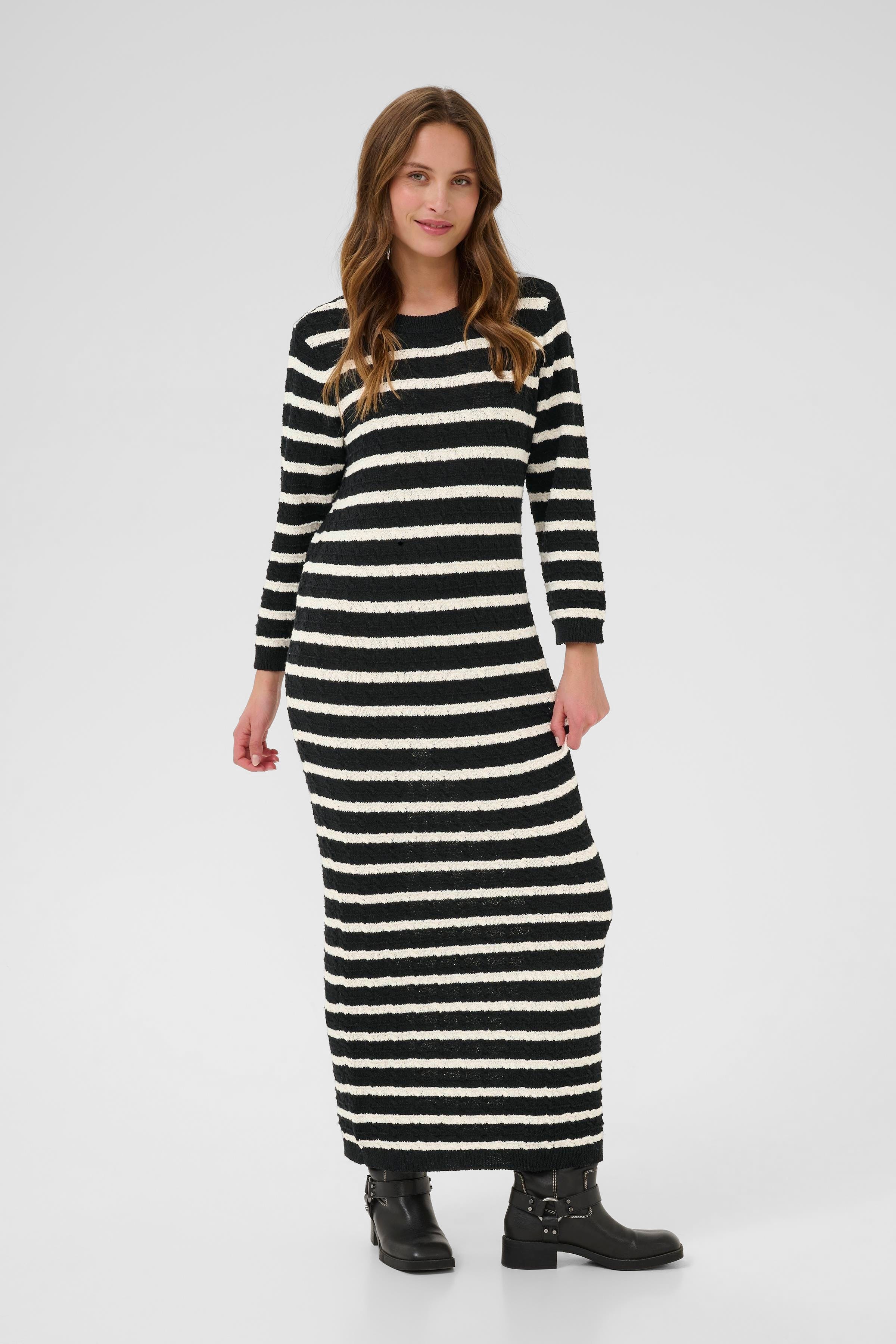 CUursula Dress LOOKBOOK FRONT 50112062-107926