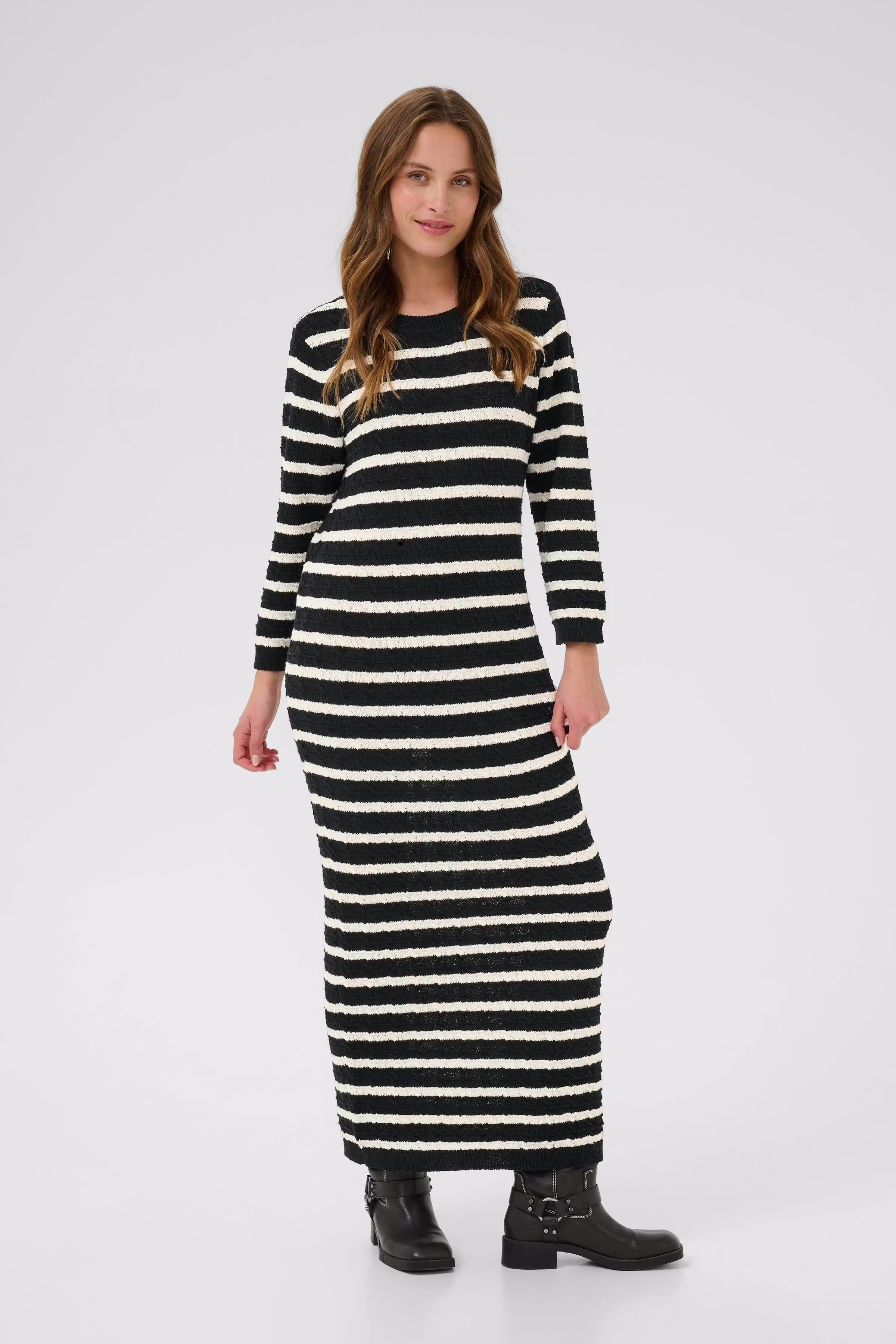 CUursula Klänning LOOKBOOK FRONT 50112062-107926
