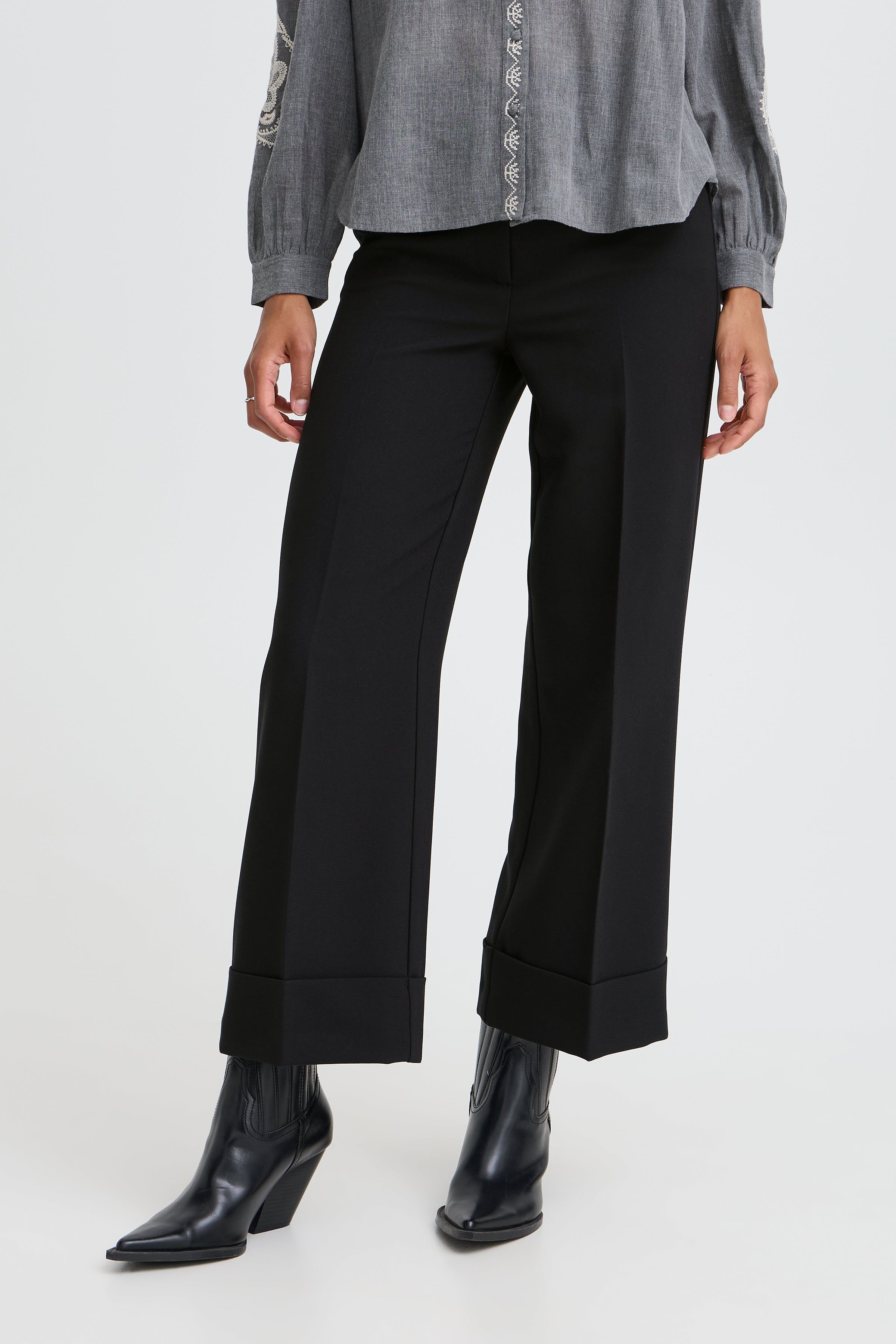BYDENOA Bukser LOOKBOOK FRONT 20819331-194008