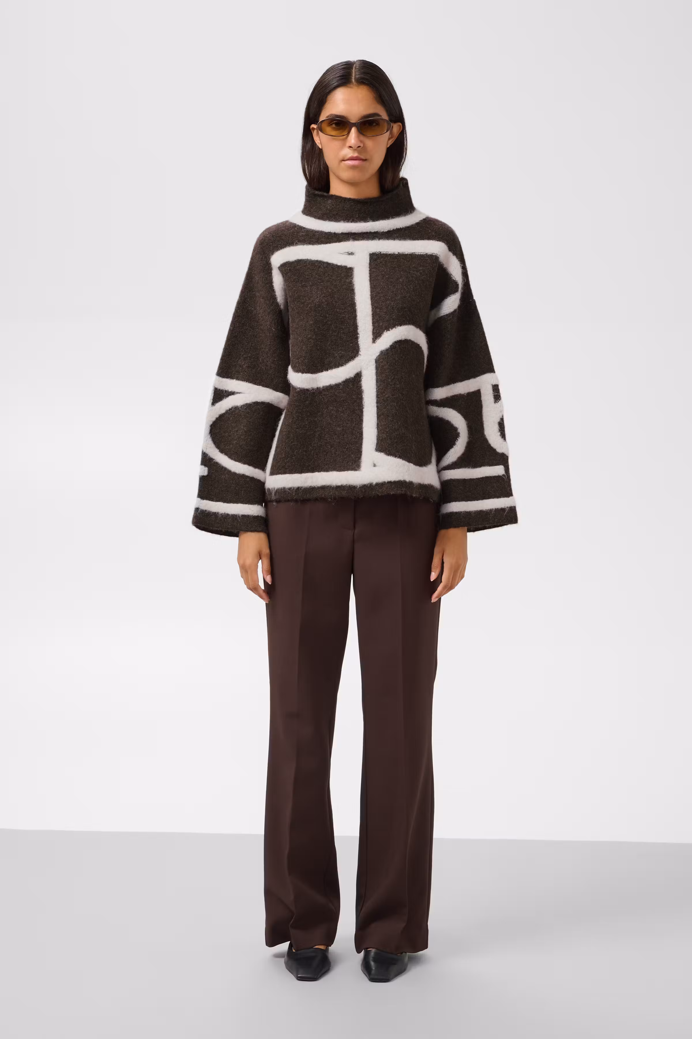 SLSorea Pullover LOOKBOOK FRONT 30408778-305625