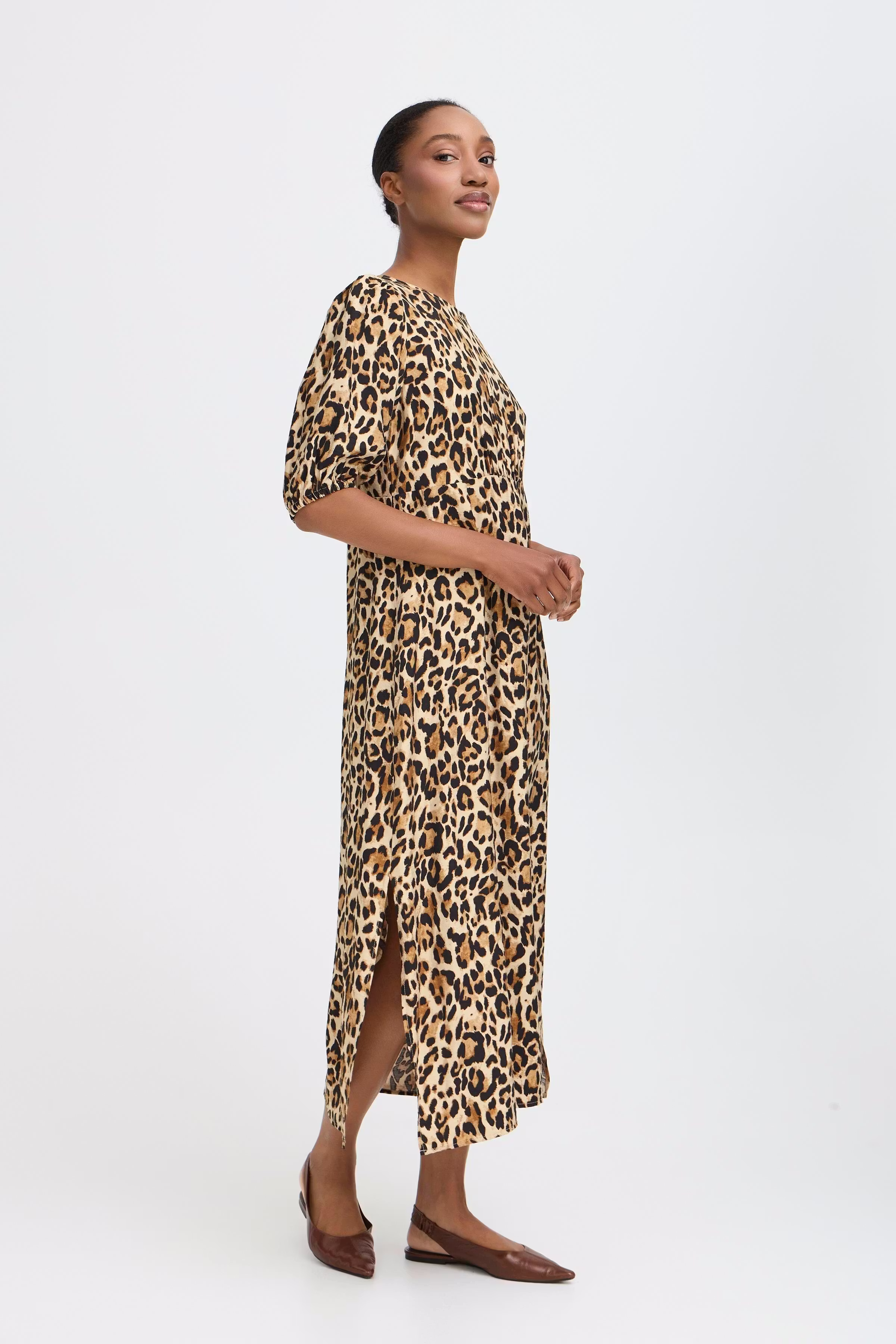 BYIHAMMA Klänning LOOKBOOK FRONT 20817067-204966