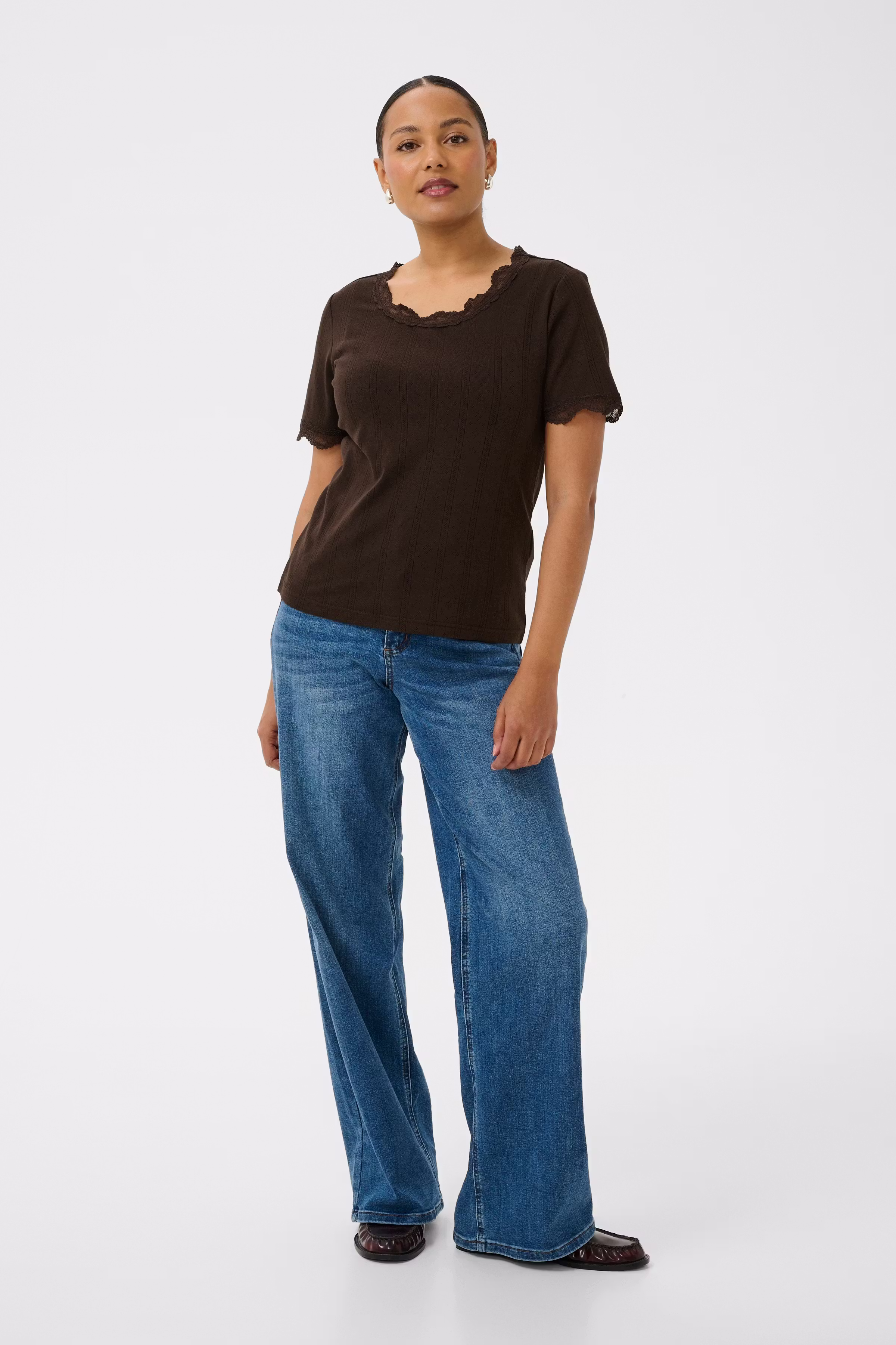 KAdina T-shirt LOOKBOOK FRONT 10512404-190915