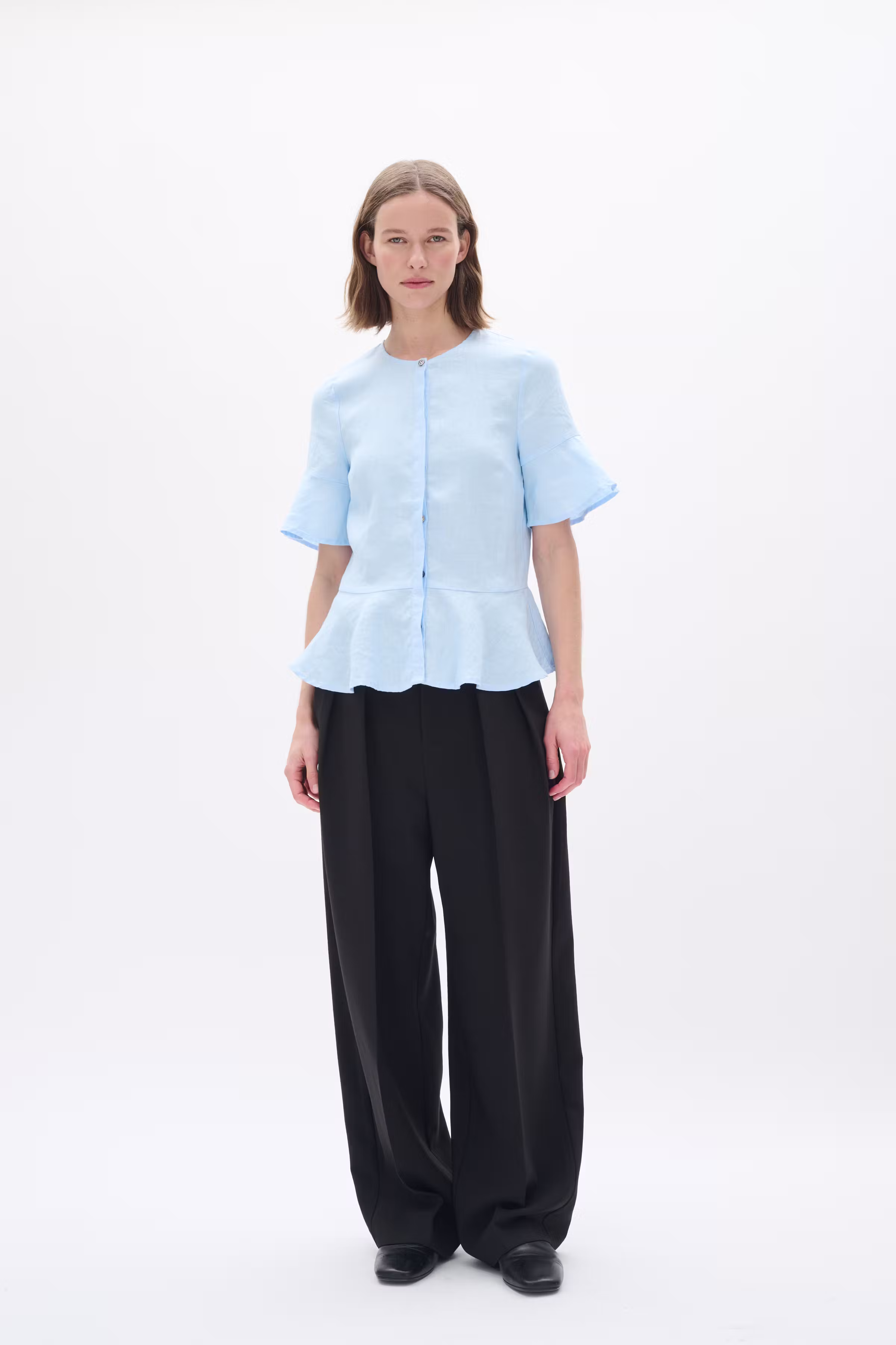 RigittaIW Linen Shirt LOOKBOOK FRONT 30110343-154031