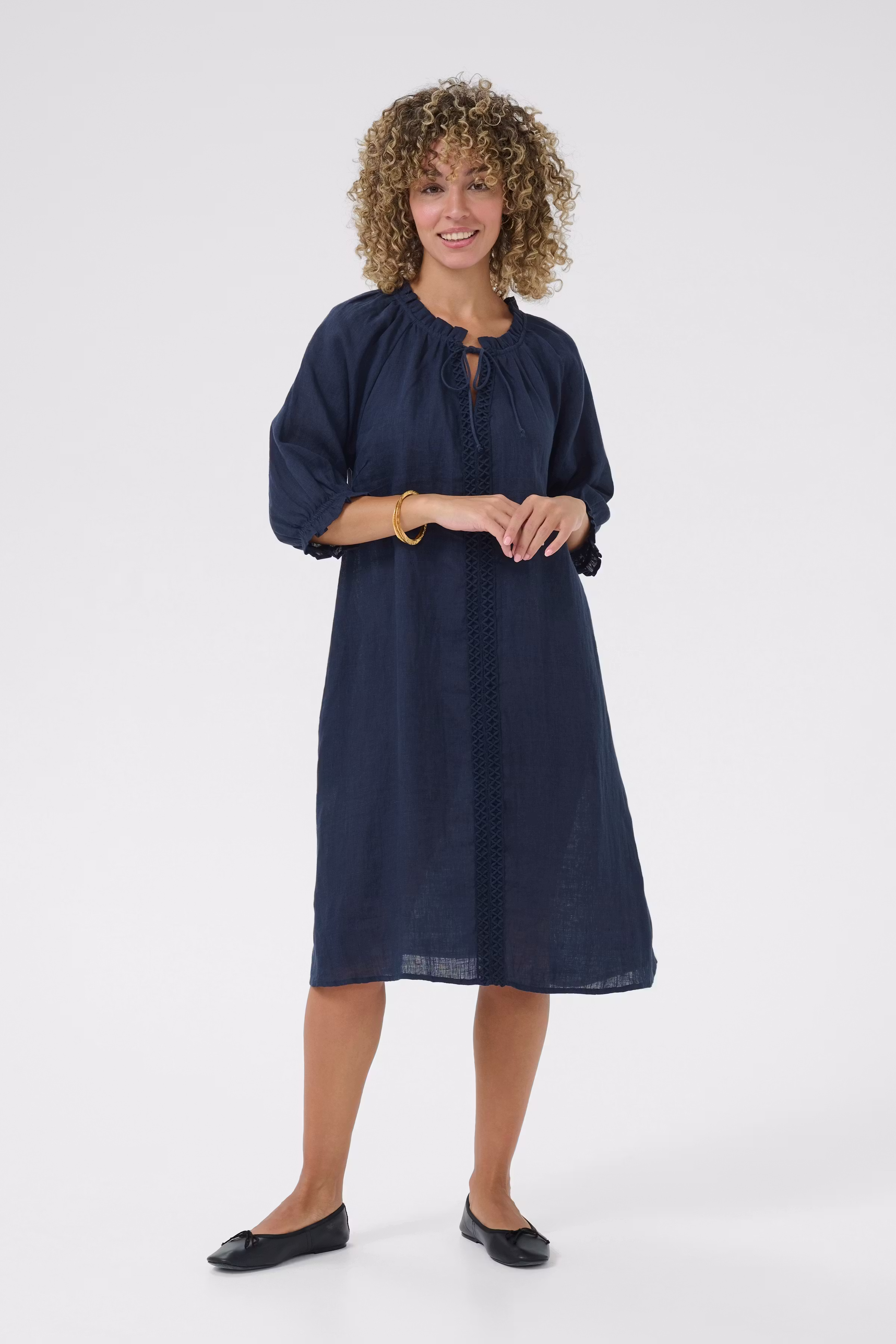 CRBellis Linen dress LOOKBOOK FRONT 10613470-194024