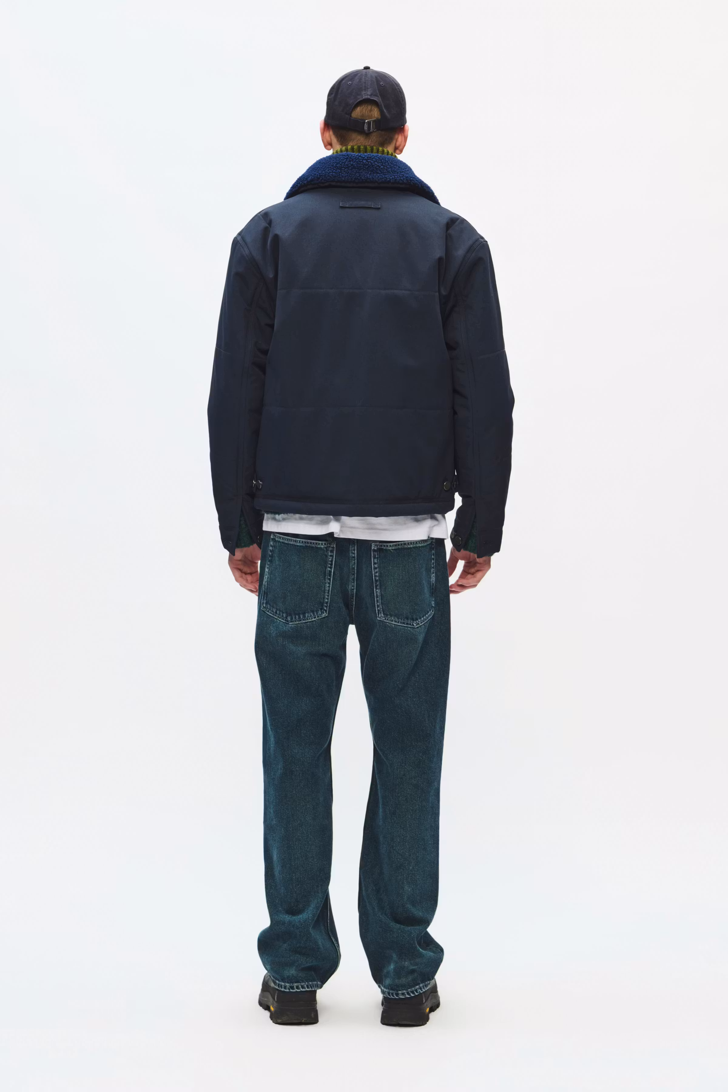WWBruce Jacka LOOKBOOK BACK 30252212-194011