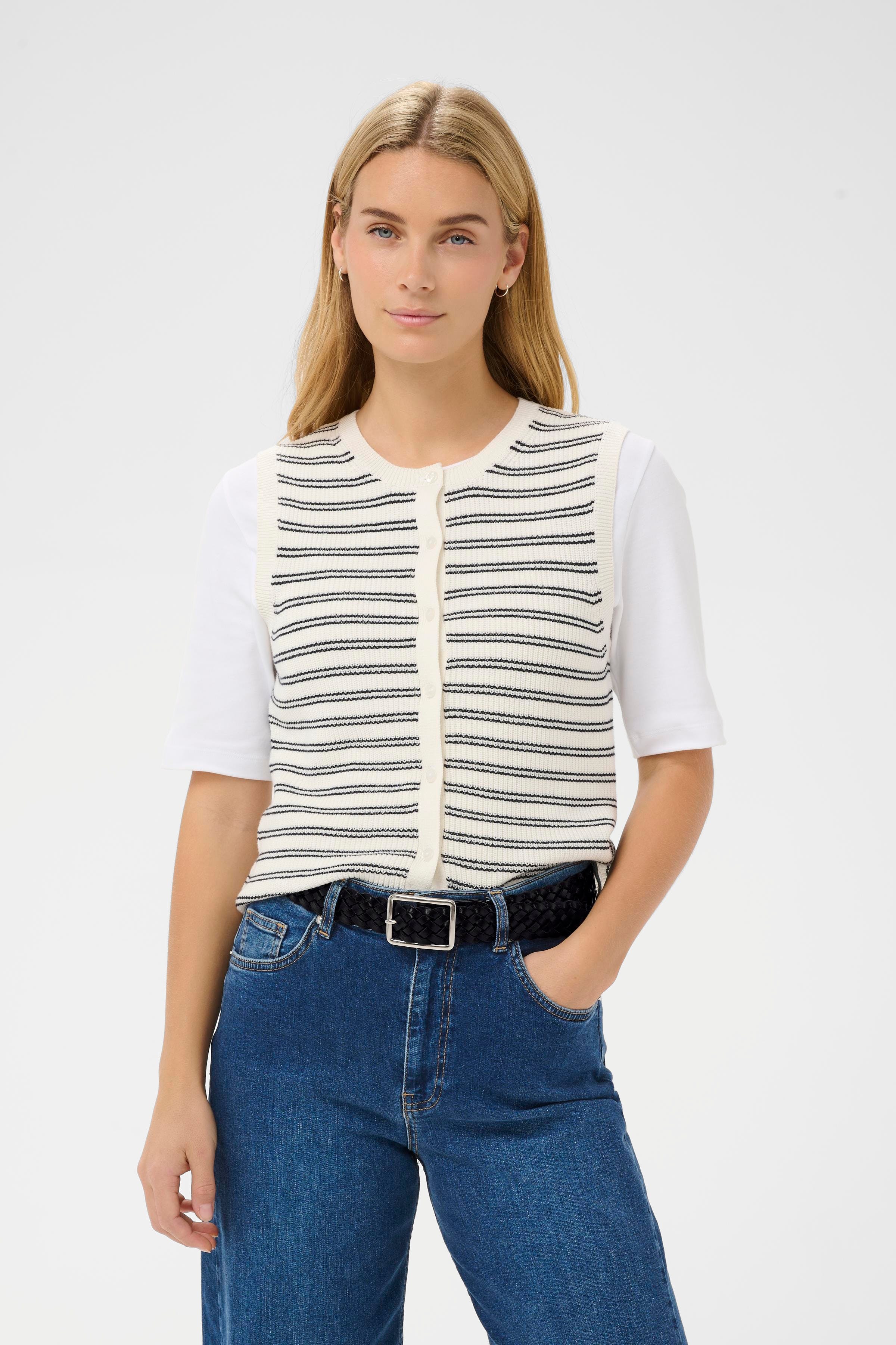 AnstinaPW Belt LOOKBOOK FRONT 30310494-304843