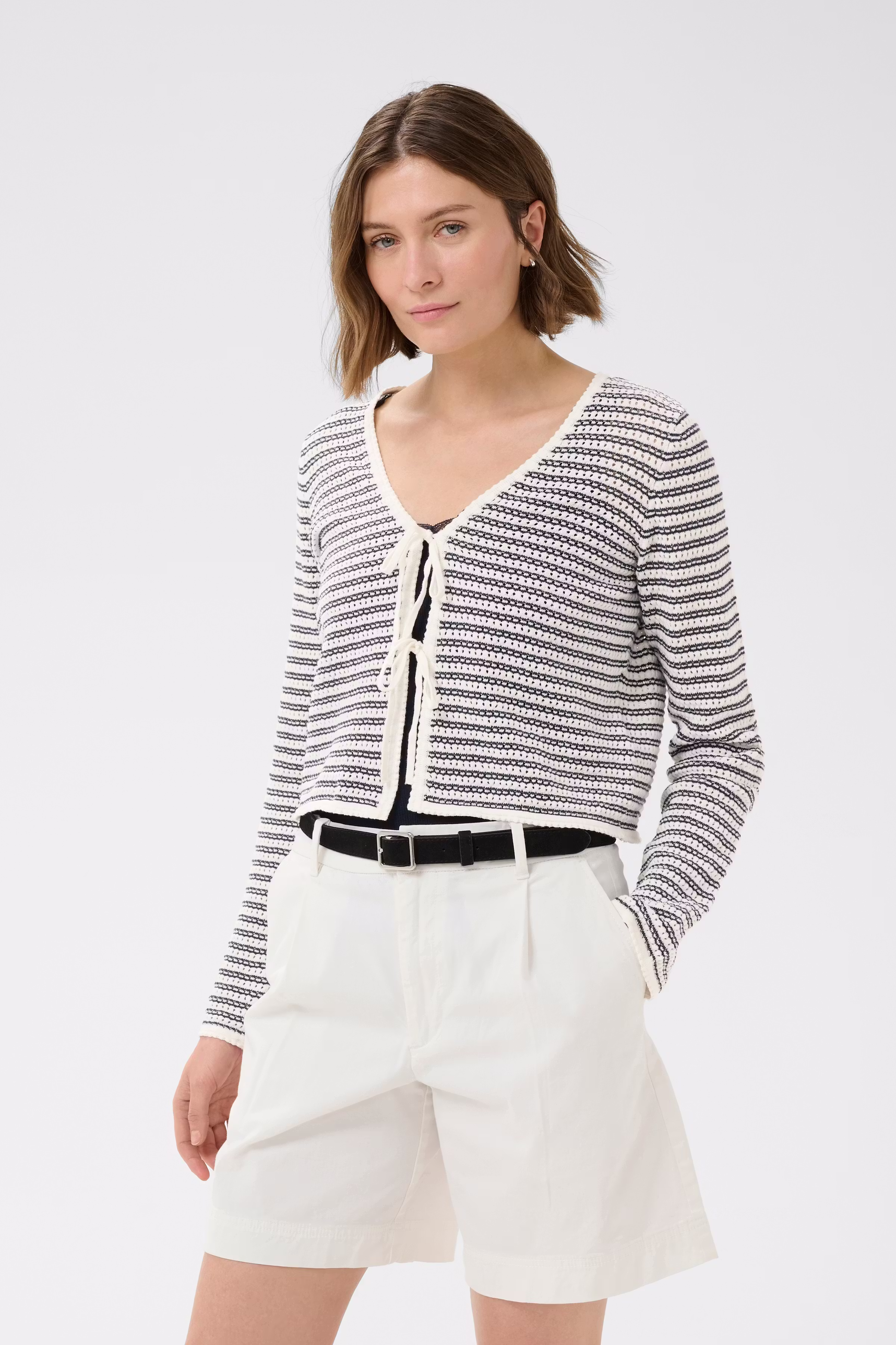 RosefinaPW Cardigan LOOKBOOK FRONT 30310648-305435