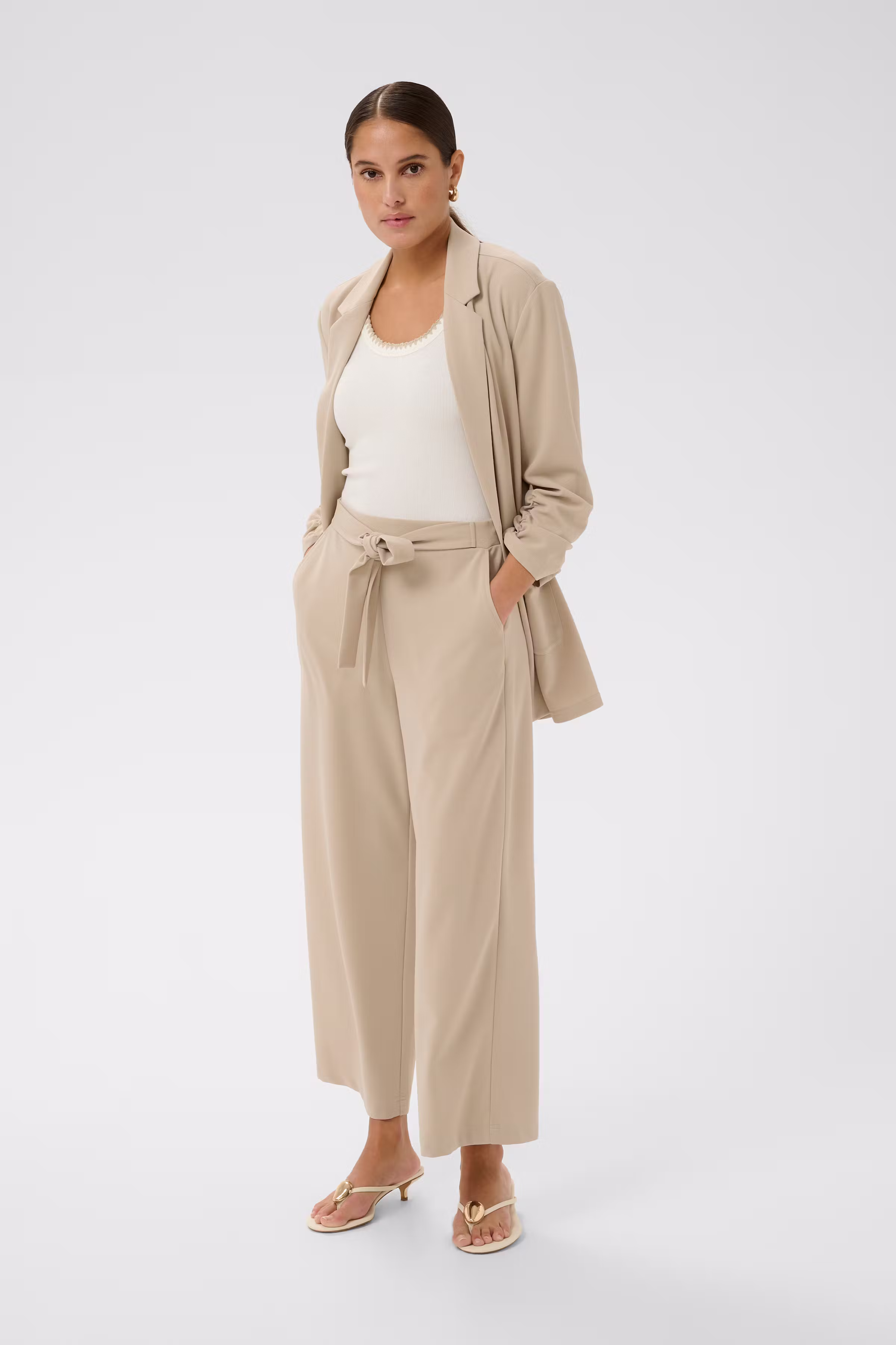 KApheobe Blazer LOOKBOOK FRONT 10511489-151305