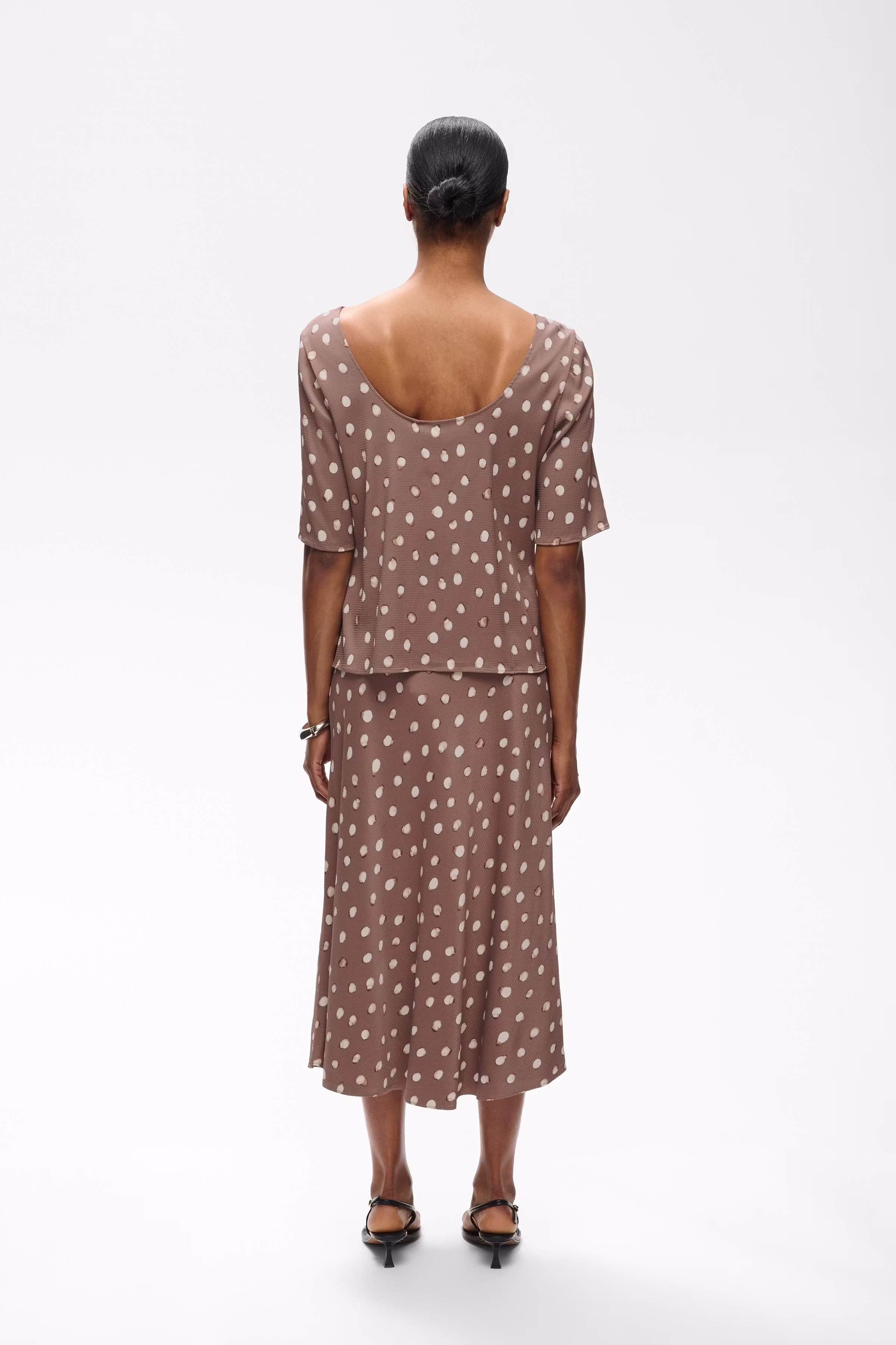 HENRIIW Top LOOKBOOK BACK 30113103-900009020