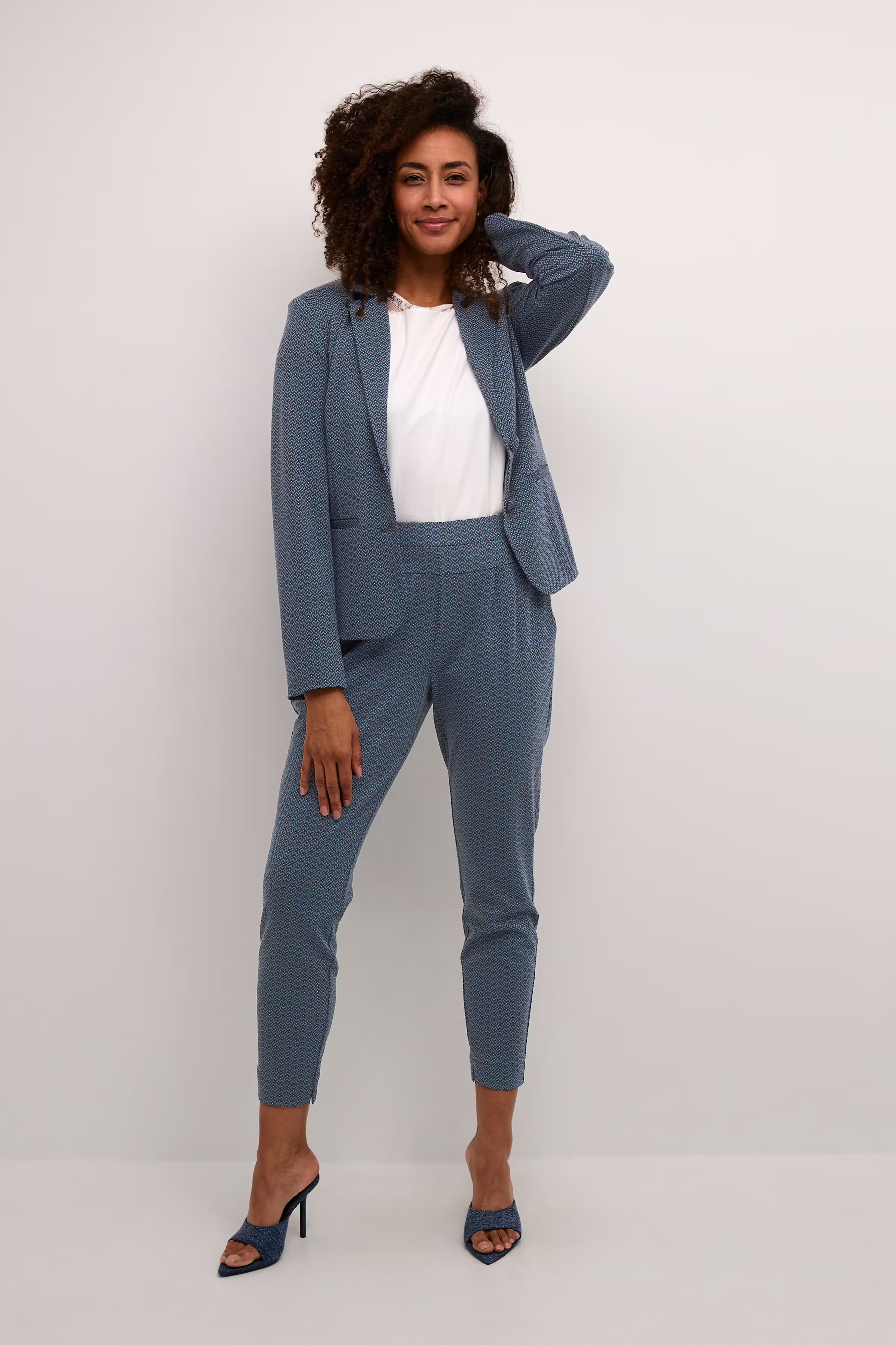 CRAnett Trousers LOOKBOOK FRONT 10610340-106154