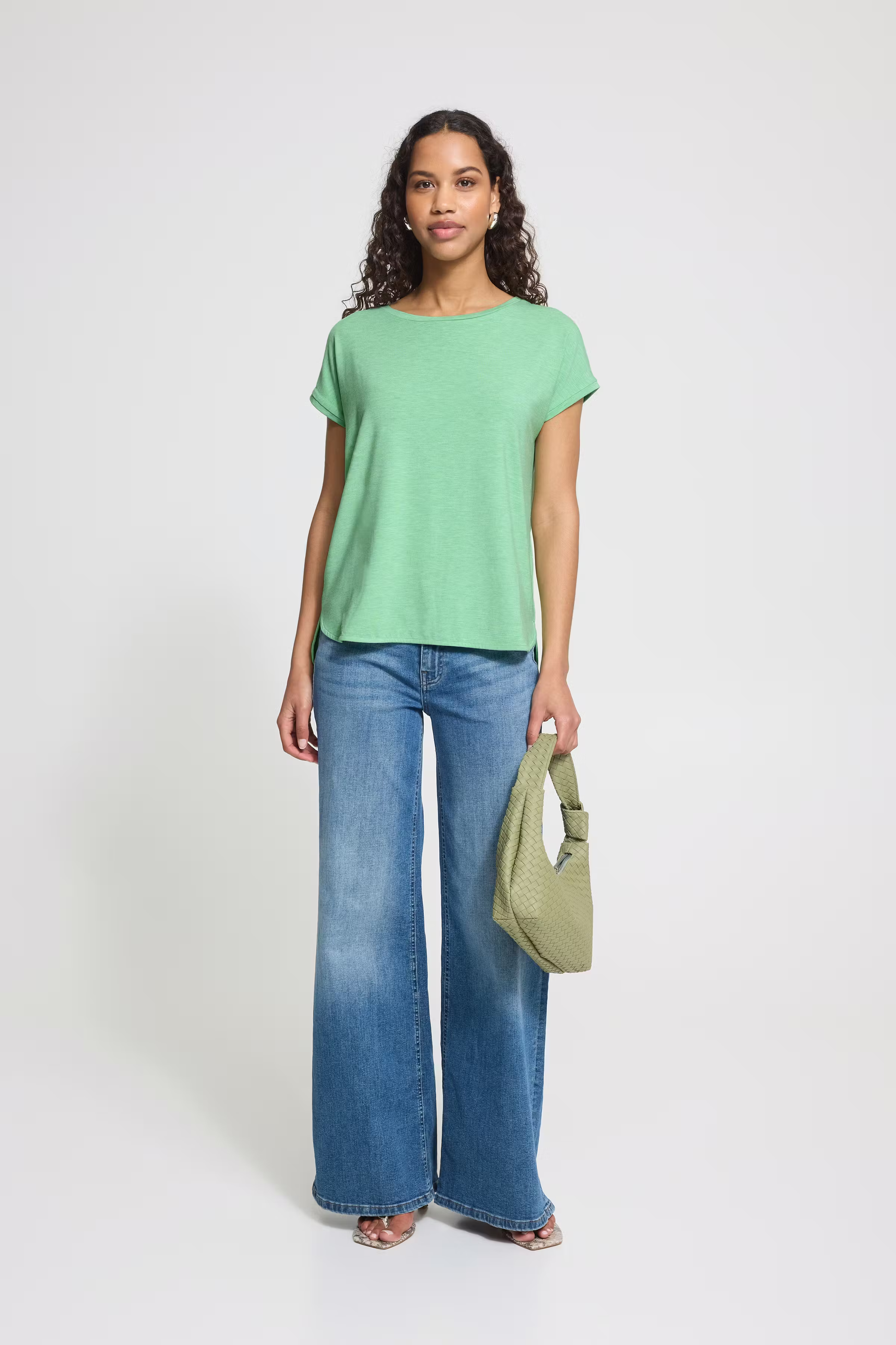 IHREBEL T-shirt LOOKBOOK FRONT 20109945-156322