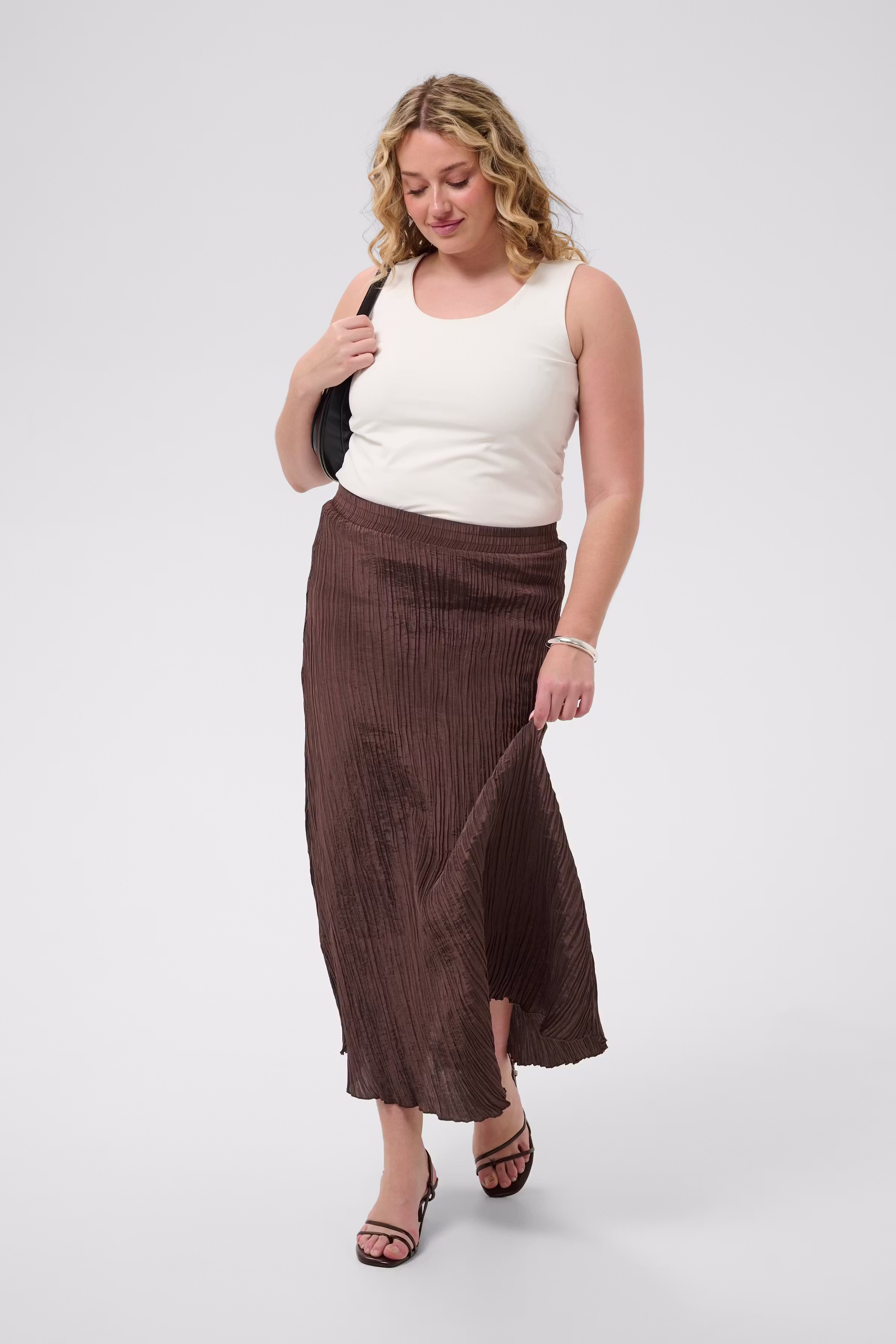 KCglendo Skirt LOOKBOOK FRONT 10584293-190915