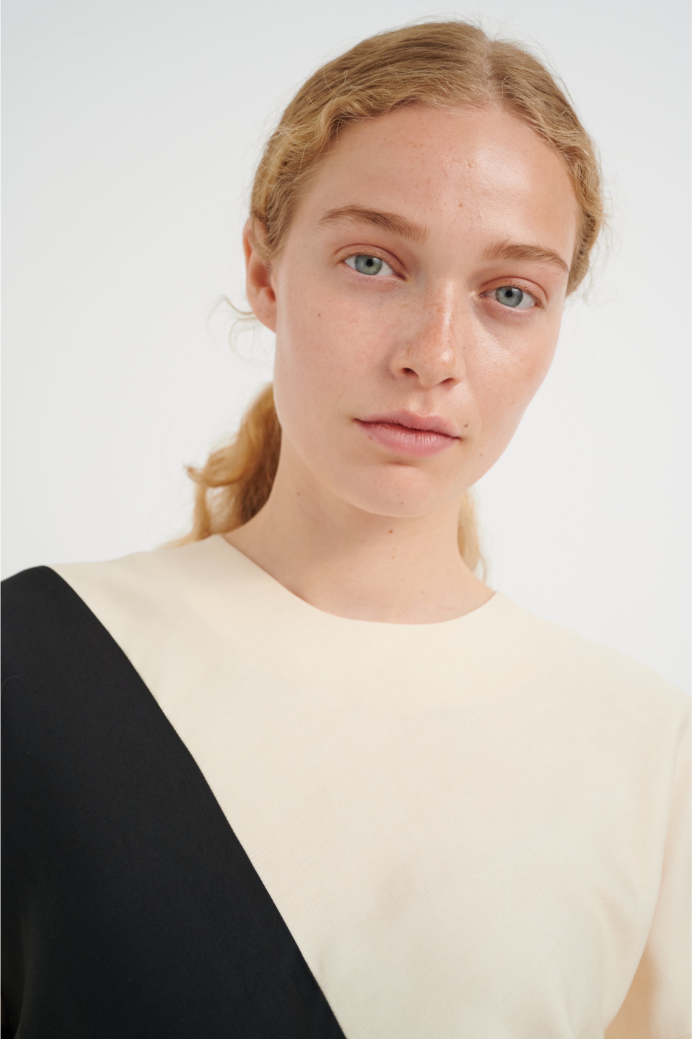 SharlaIW Kjole LOOKBOOK DETAIL 30107908-301698