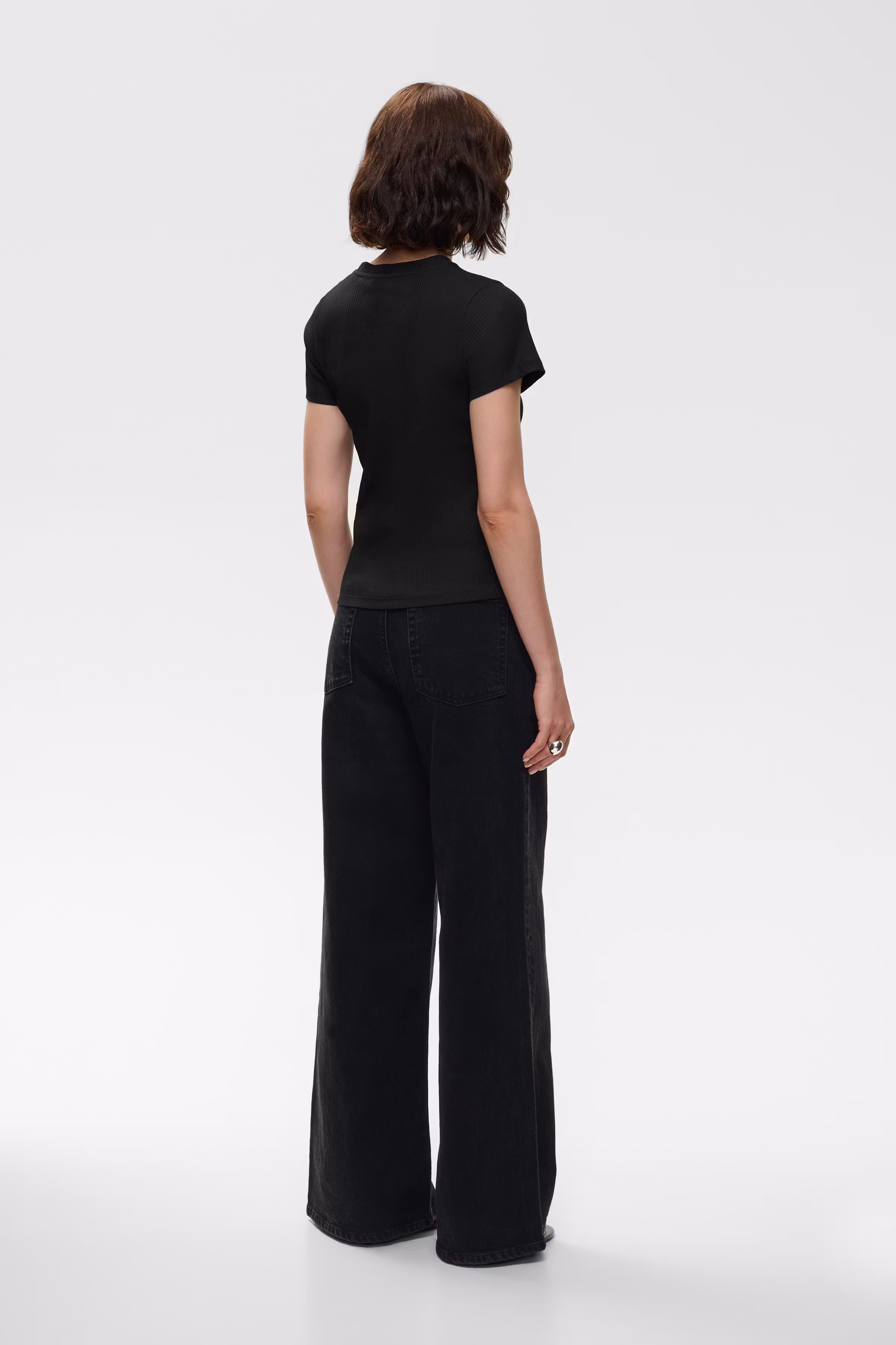 IOFeliciana T-shirt LOOKBOOK BACK 30600084-BK999