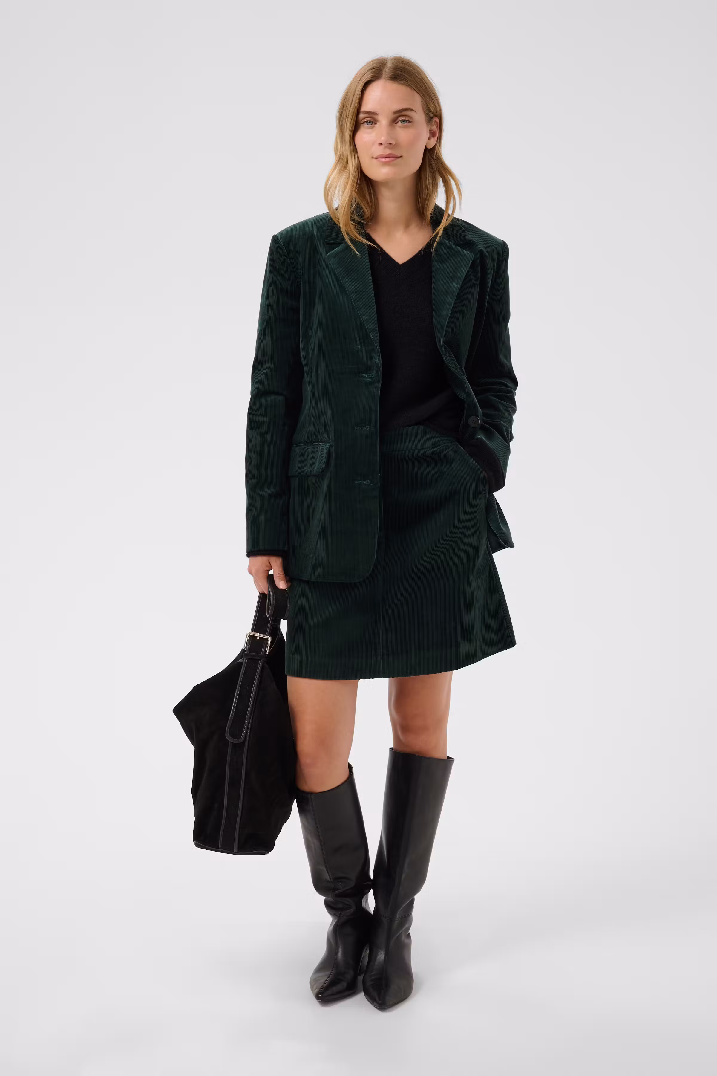 LingsPW Skjørt LOOKBOOK FRONT 30310896-194906