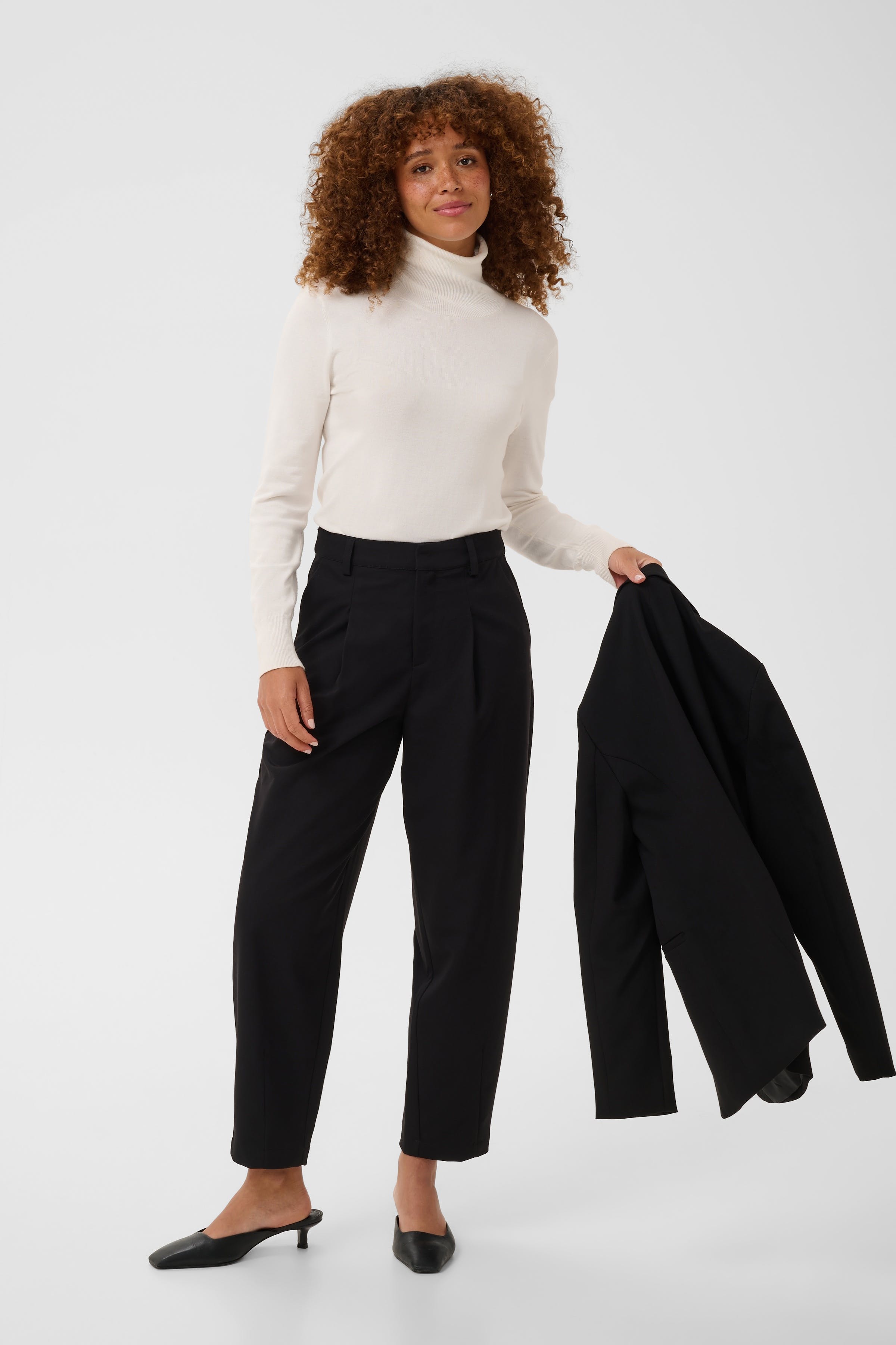 KAsakura Bukser LOOKBOOK FRONT 10512298-100121