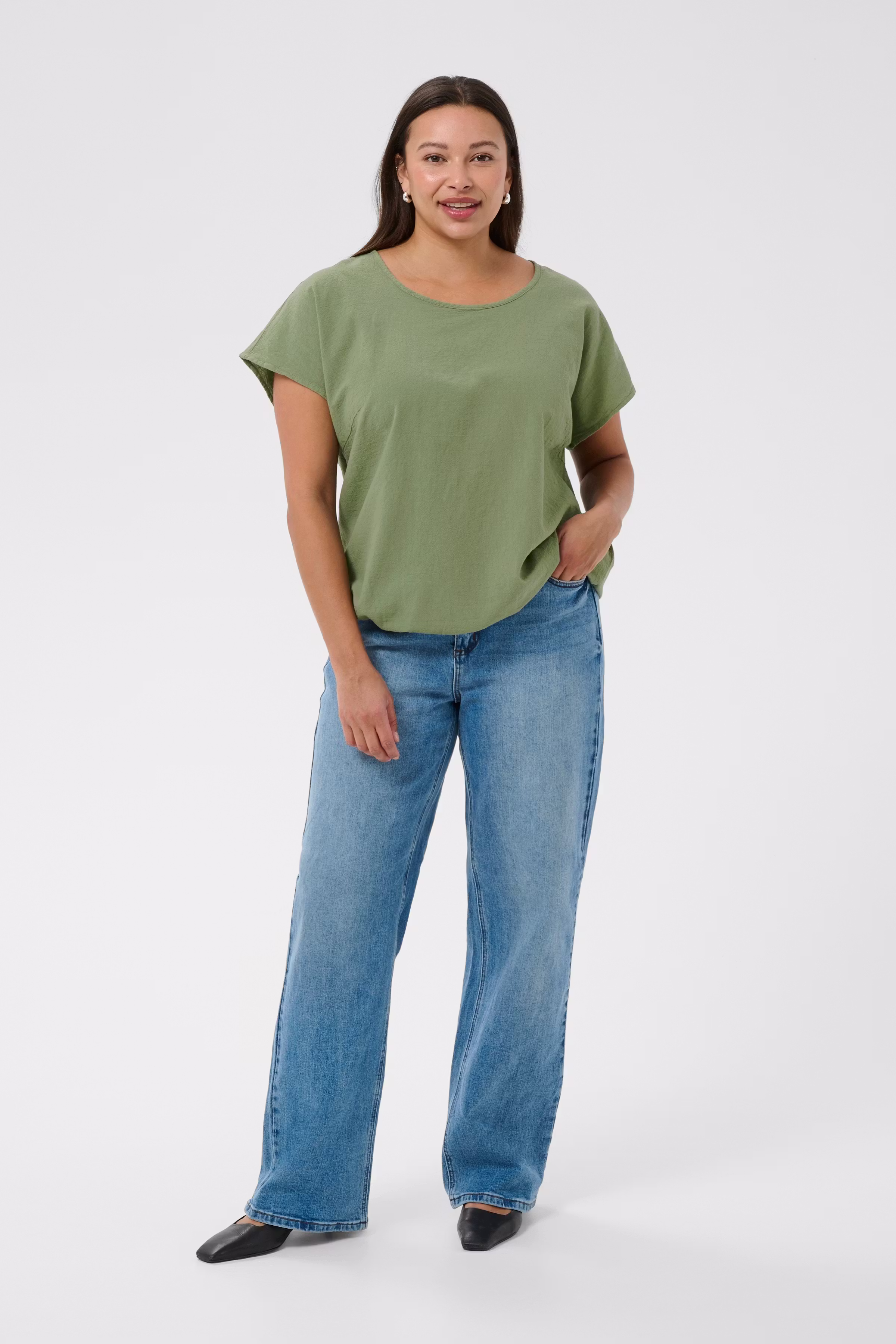 KCnana Blouse LOOKBOOK FRONT 10583965-176212