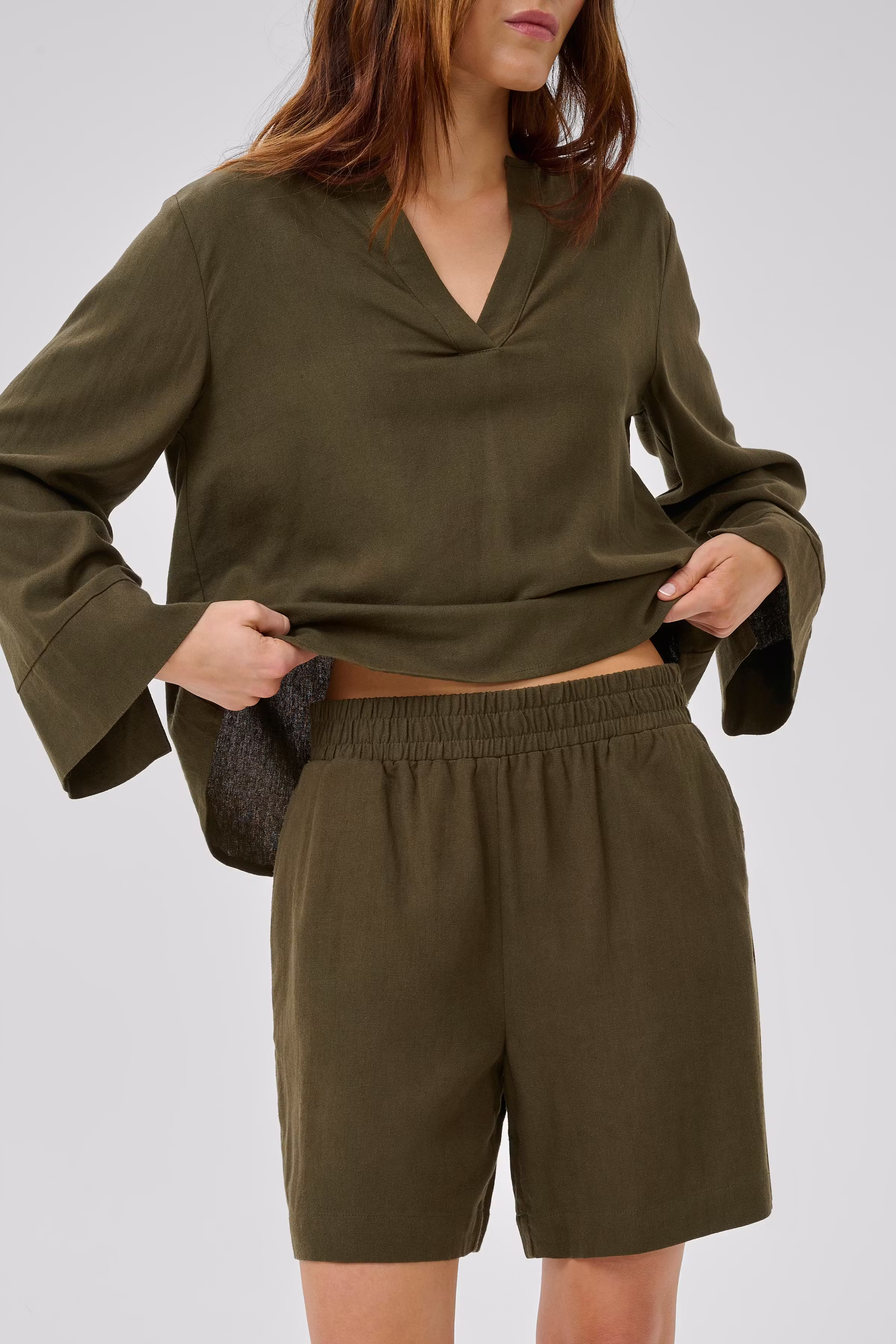 DiasMW Linen Shorts LOOKBOOK DETAIL 10704702-190414