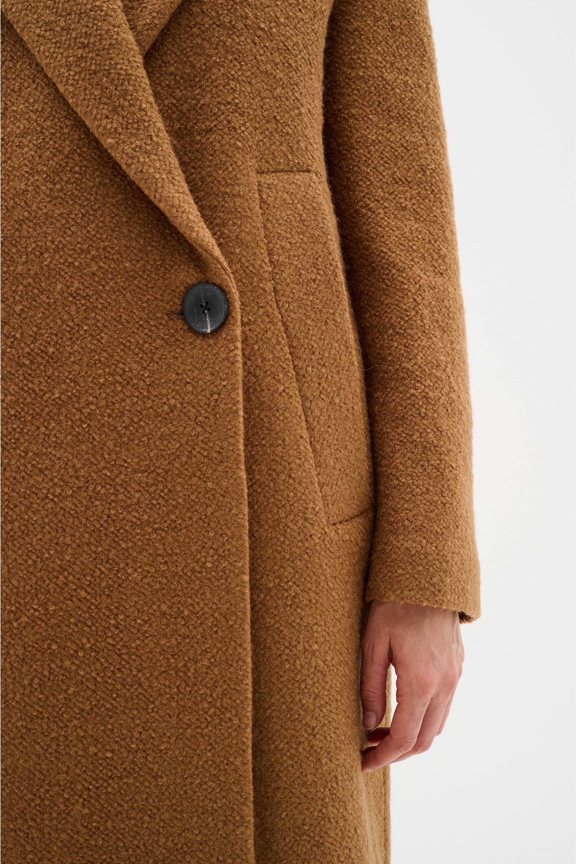 TanayIW Long Coat LOOKBOOK DETAIL 30109492-171327