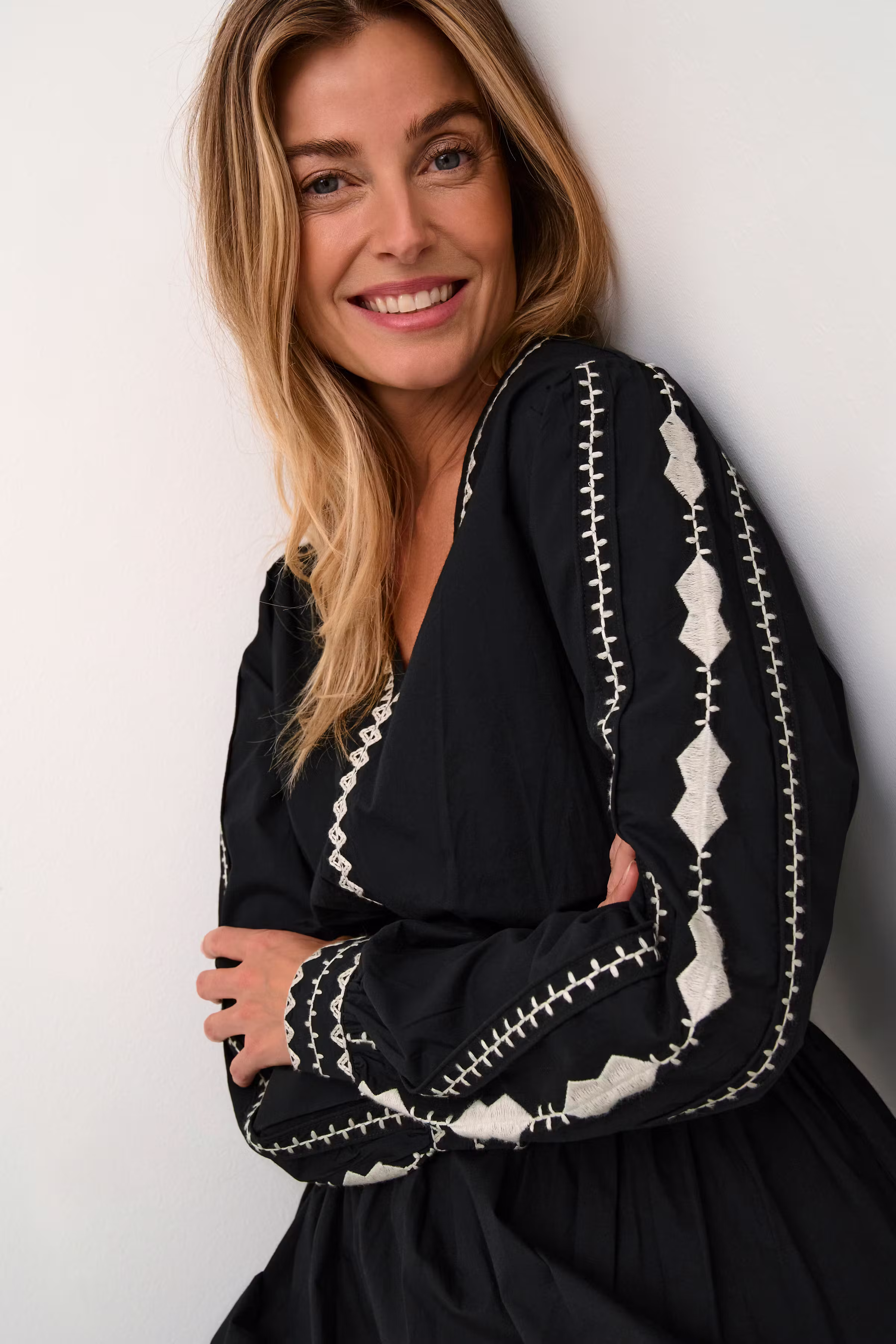 CRGwen Kleid LOOKBOOK DETAIL 10613167-100120