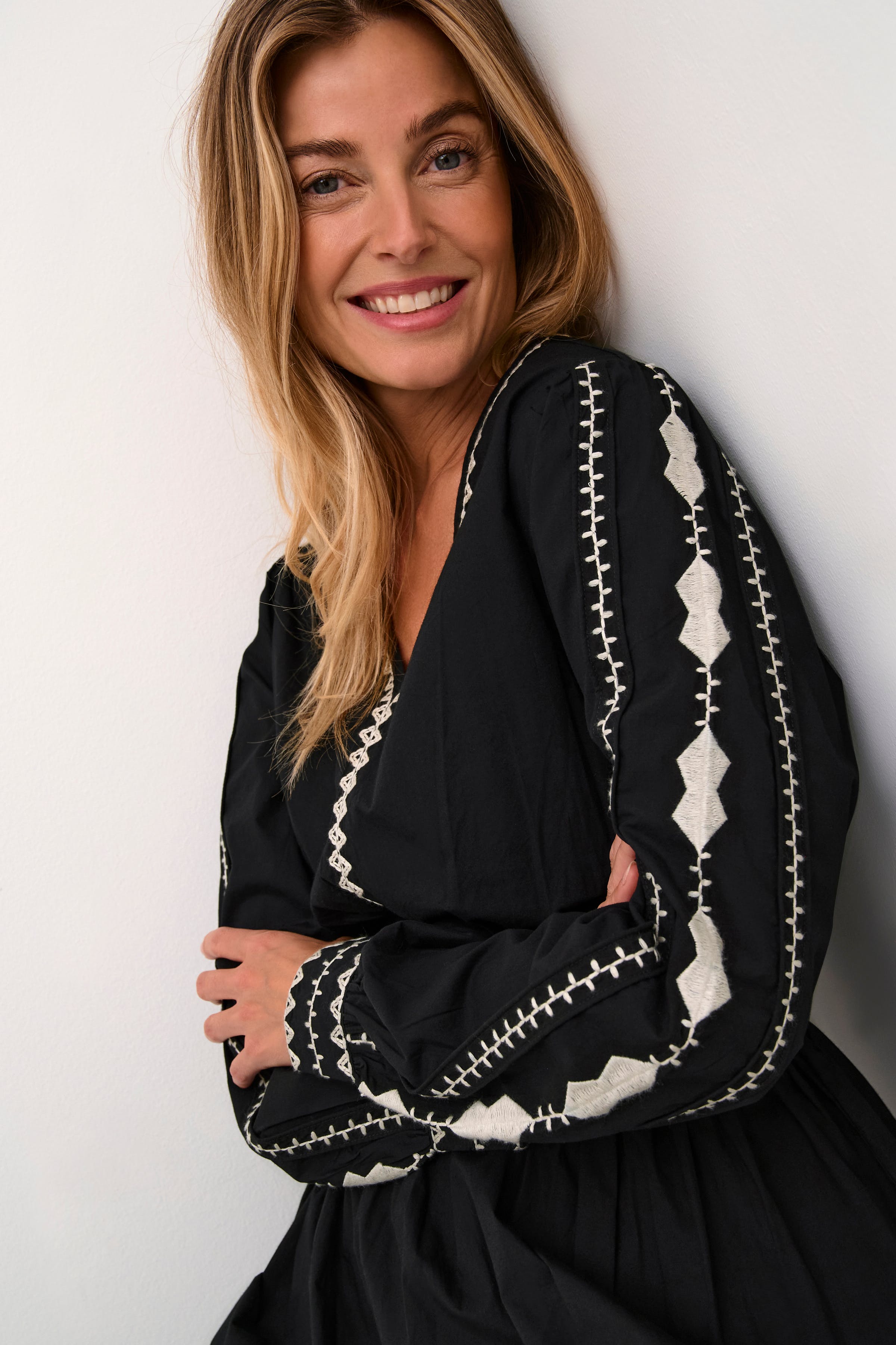 CRGwen Kleid LOOKBOOK DETAIL 10613167-100120