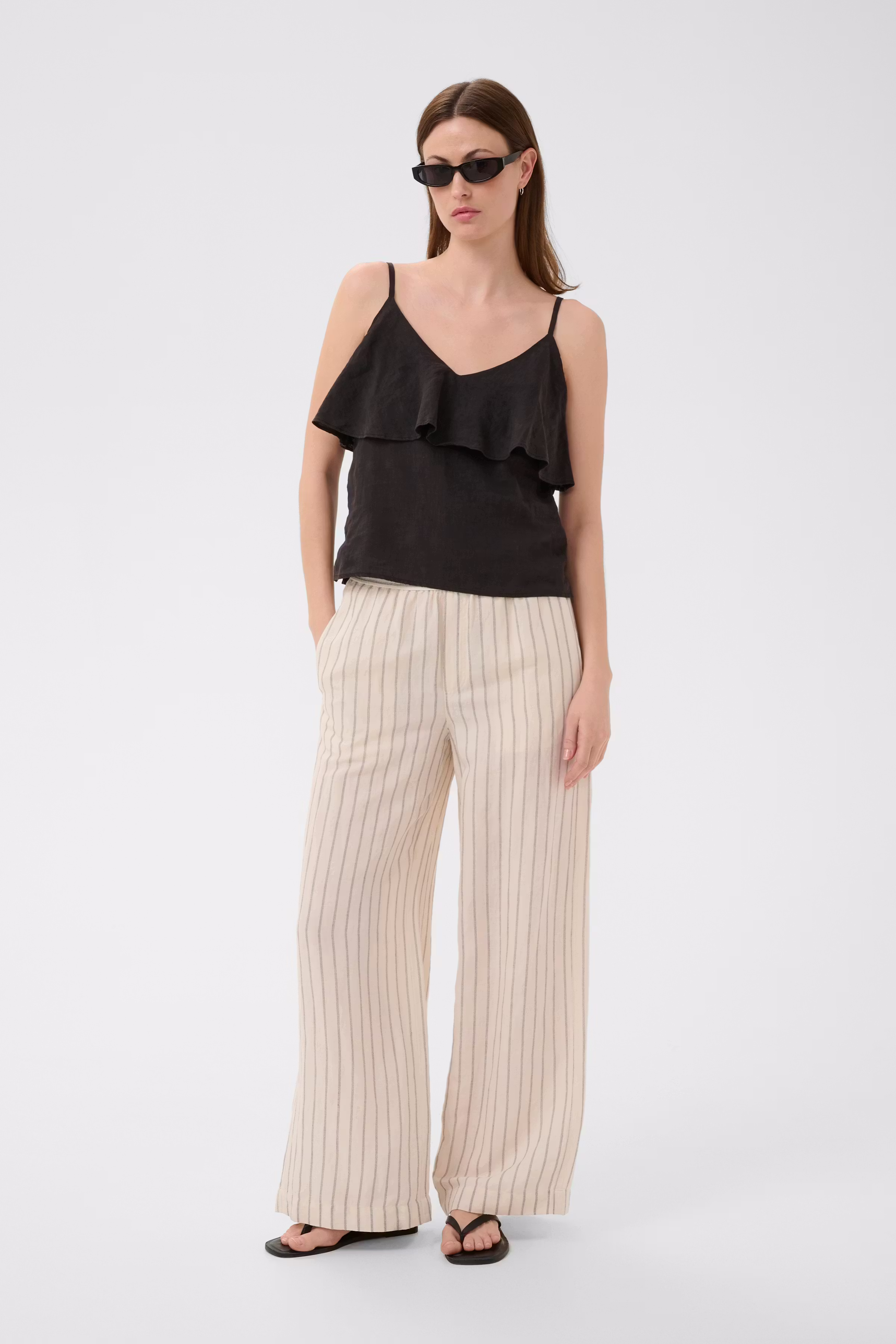 BrigitaPW Top LOOKBOOK FRONT 30310526-194008