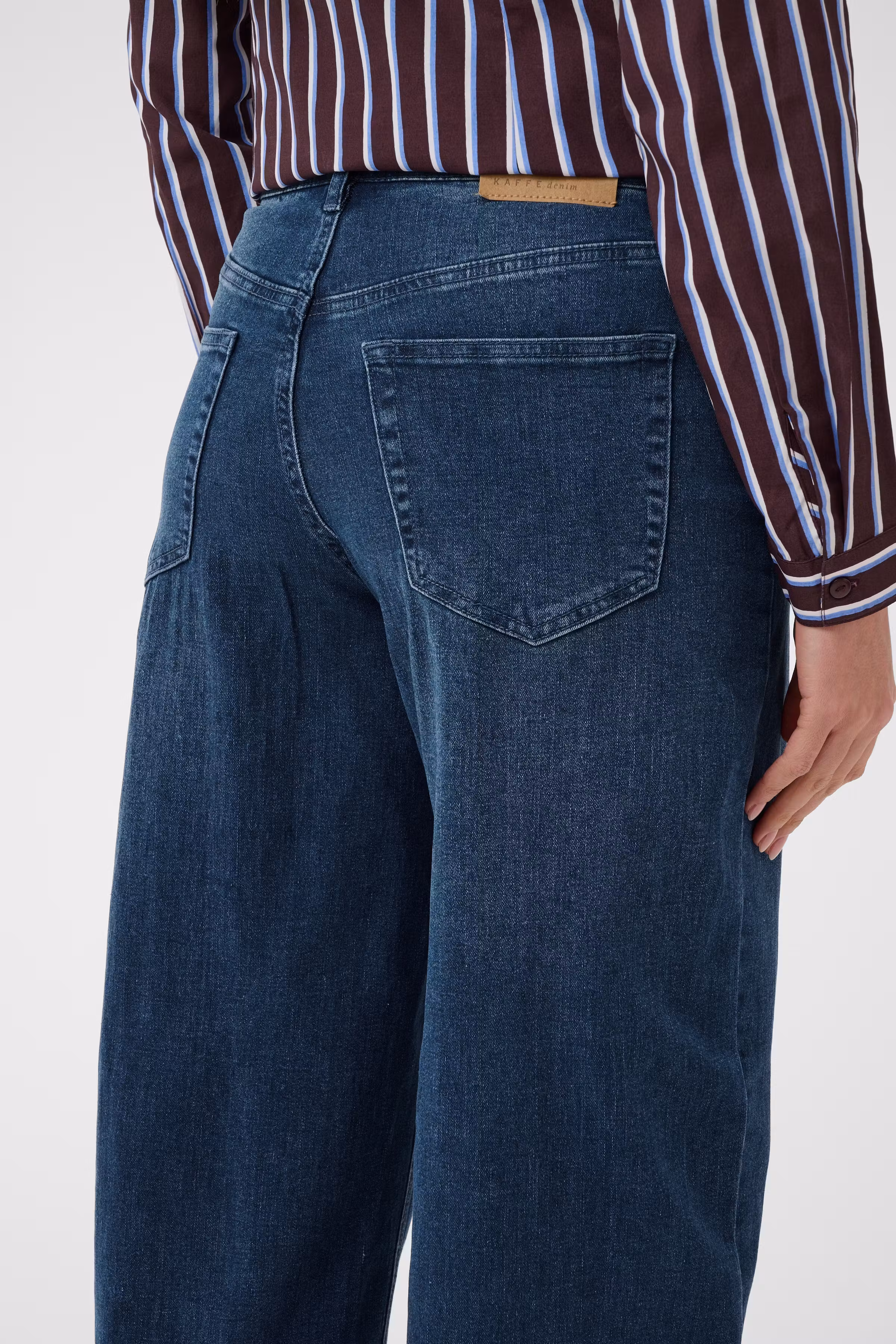 KAandrea Jeans LOOKBOOK DETAIL 10512823-104462