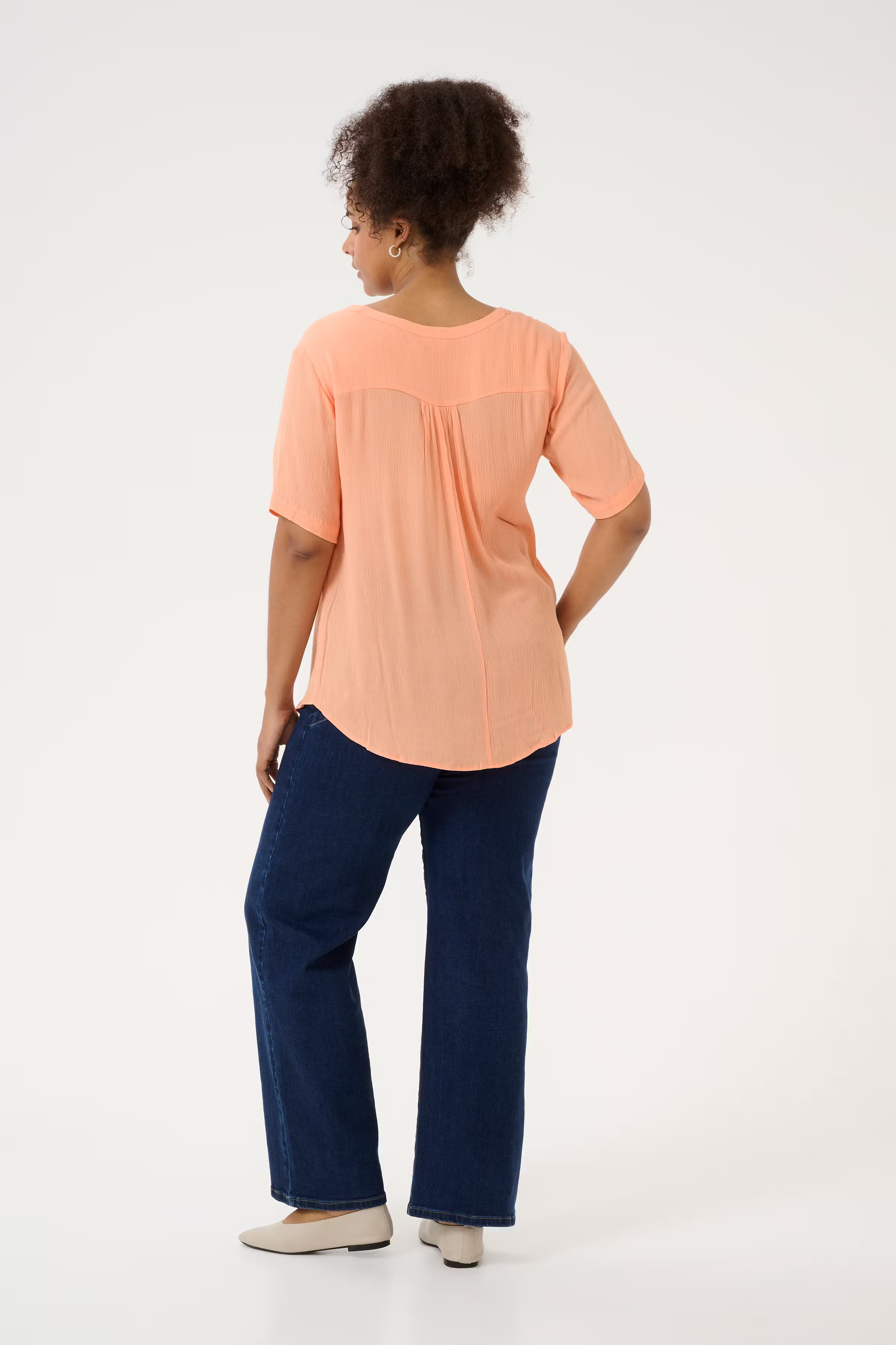 KCami Bluse LOOKBOOK BACK 10580056-141228