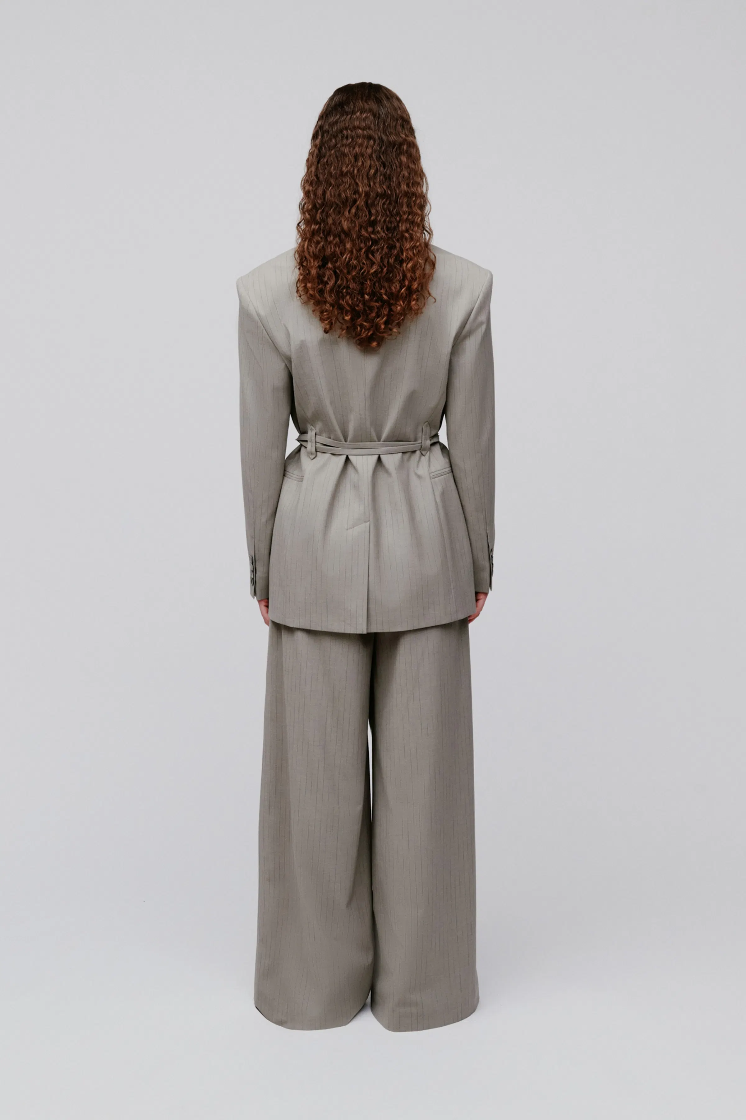 IOJOCELYN Blazer LOOKBOOK BACK 30600706-MC2168