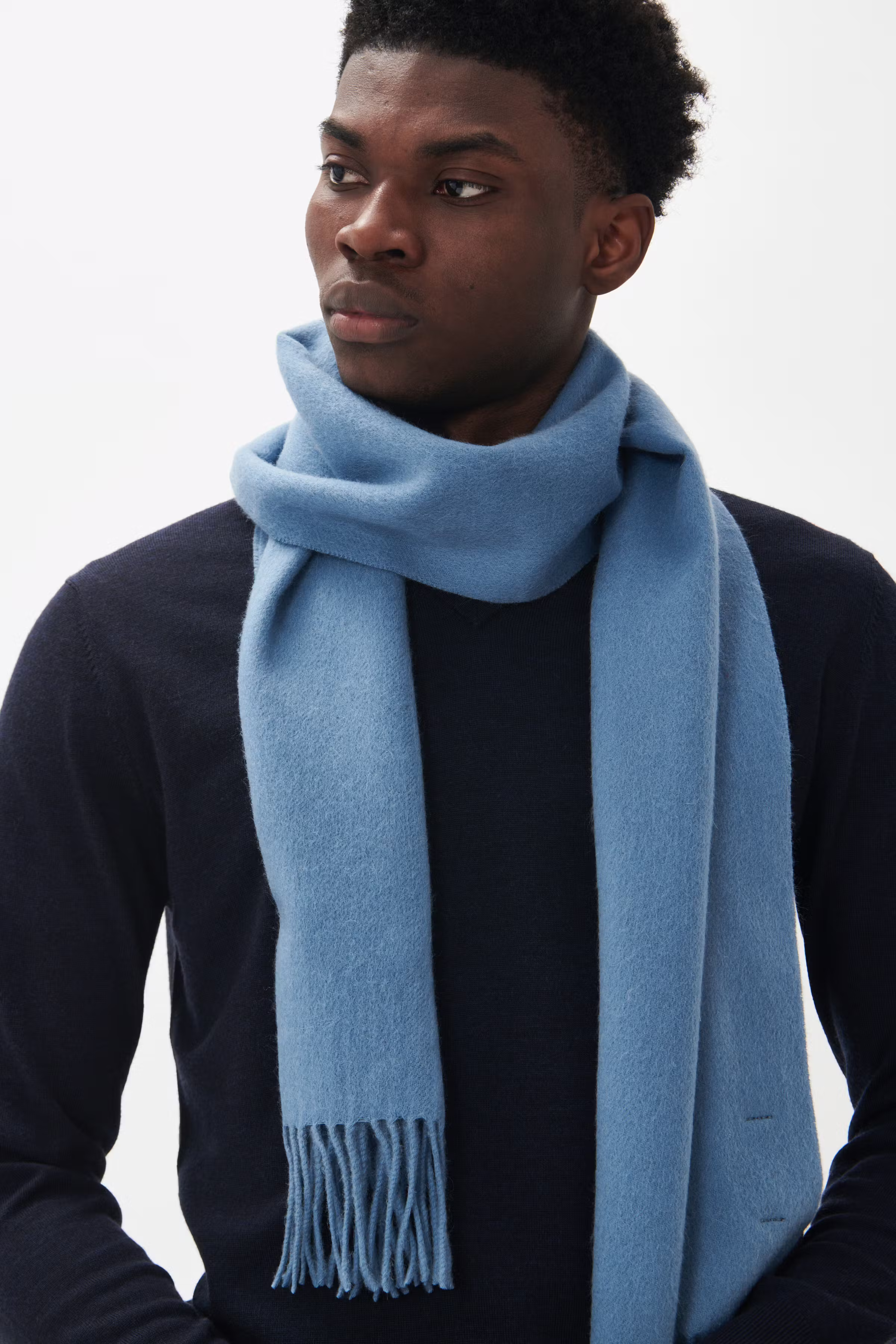 MAwolan Ullskjerf LOCATION NONE 30204996-183923