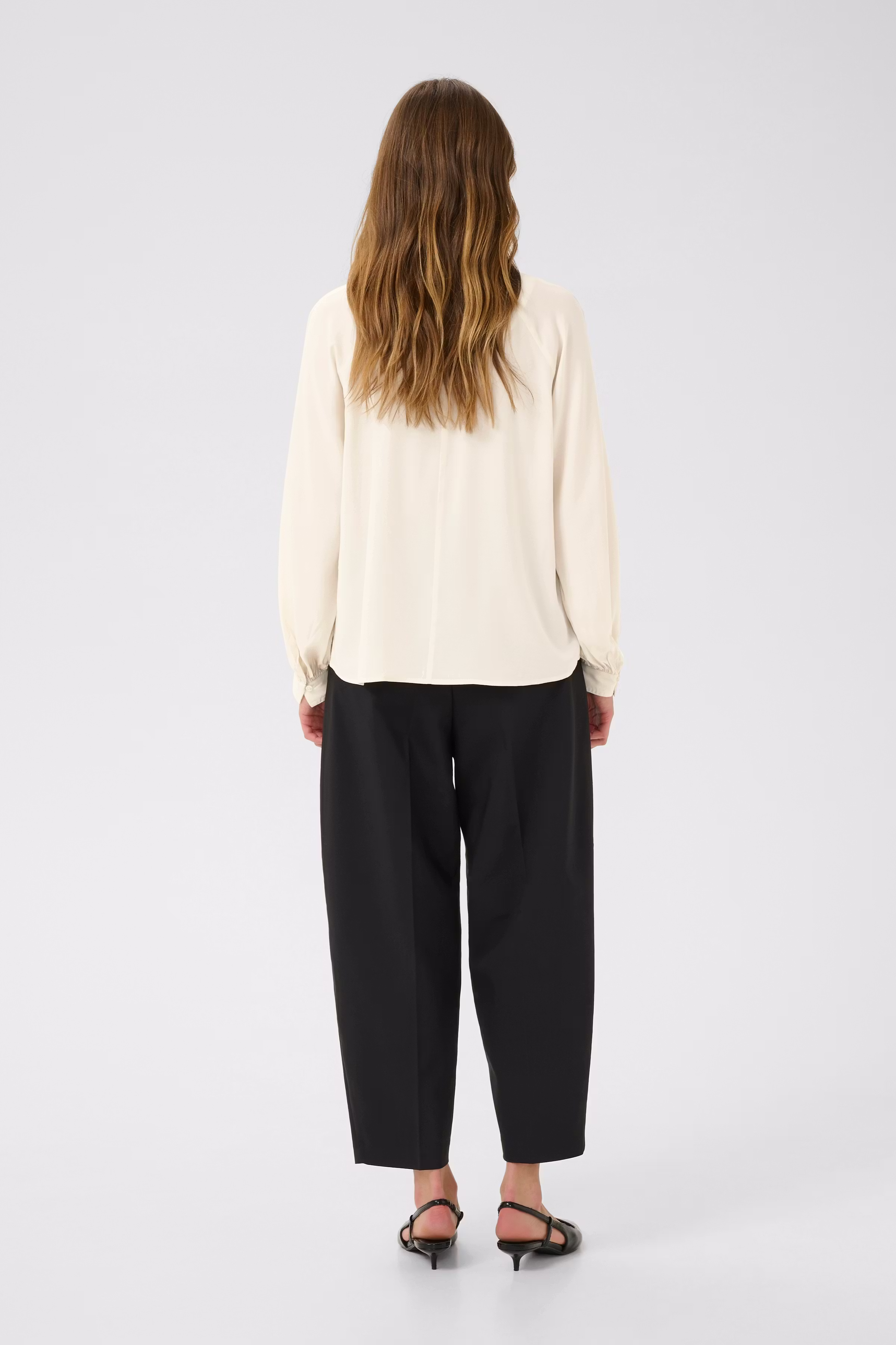 BlixieIW Blouse LOOKBOOK BACK 30110510-110701