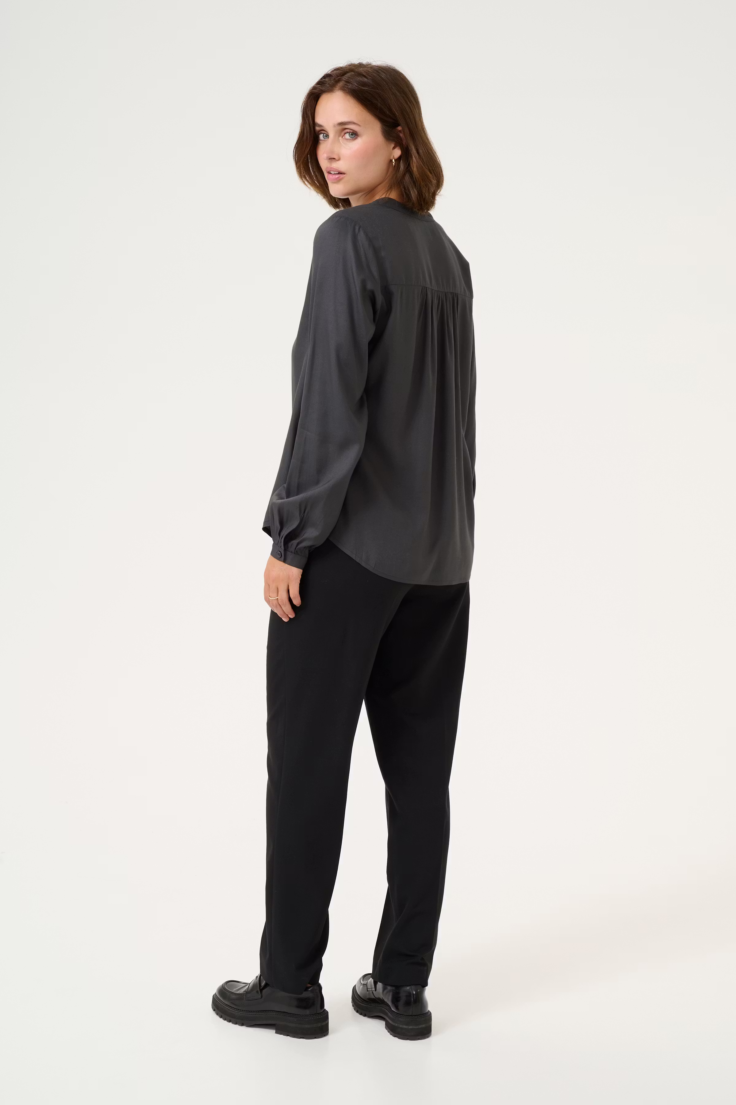 KAkarli Blus LOOKBOOK BACK 10509574-190205