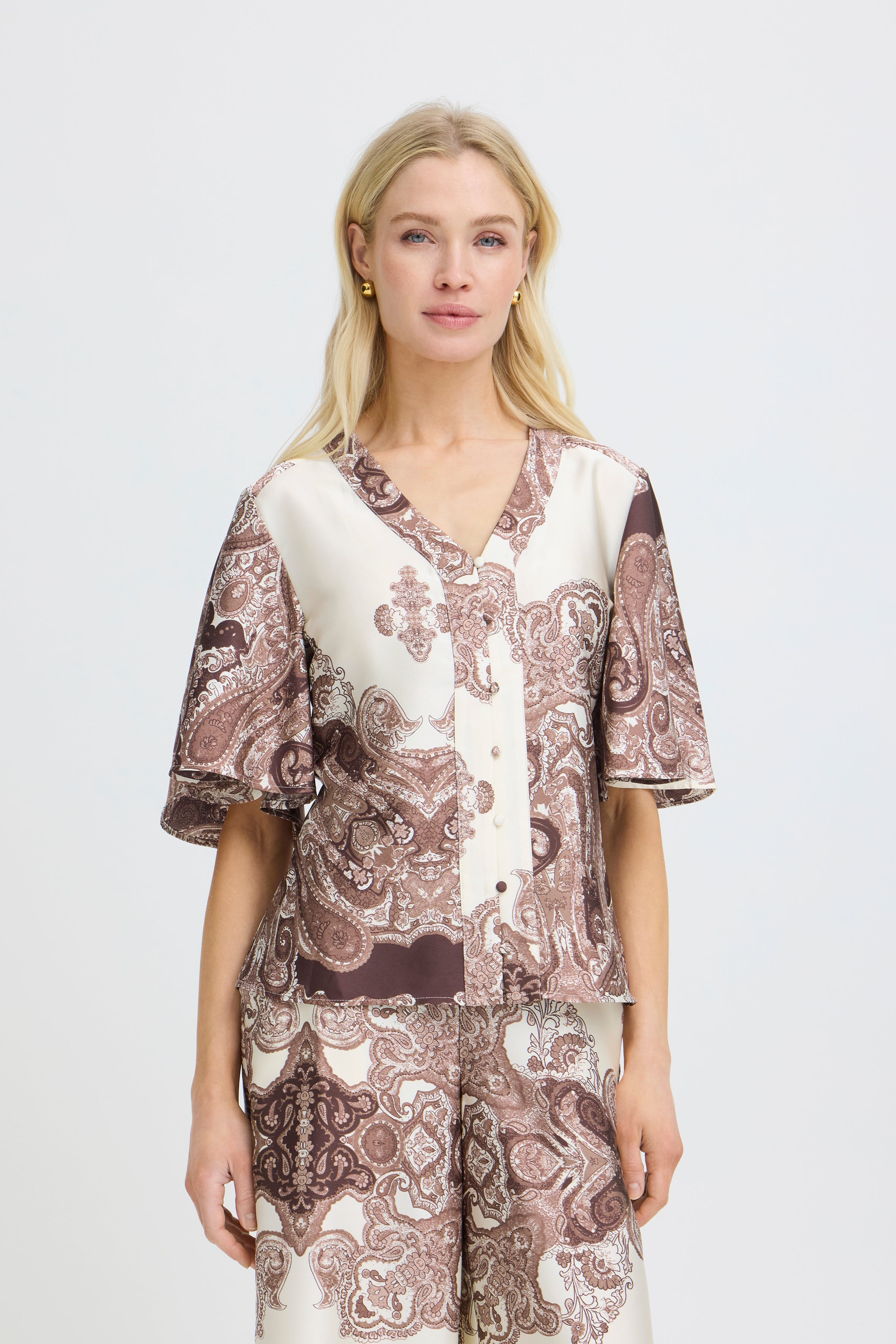 BYJANNIKE Skjorte LOOKBOOK FRONT 20819065-900013212