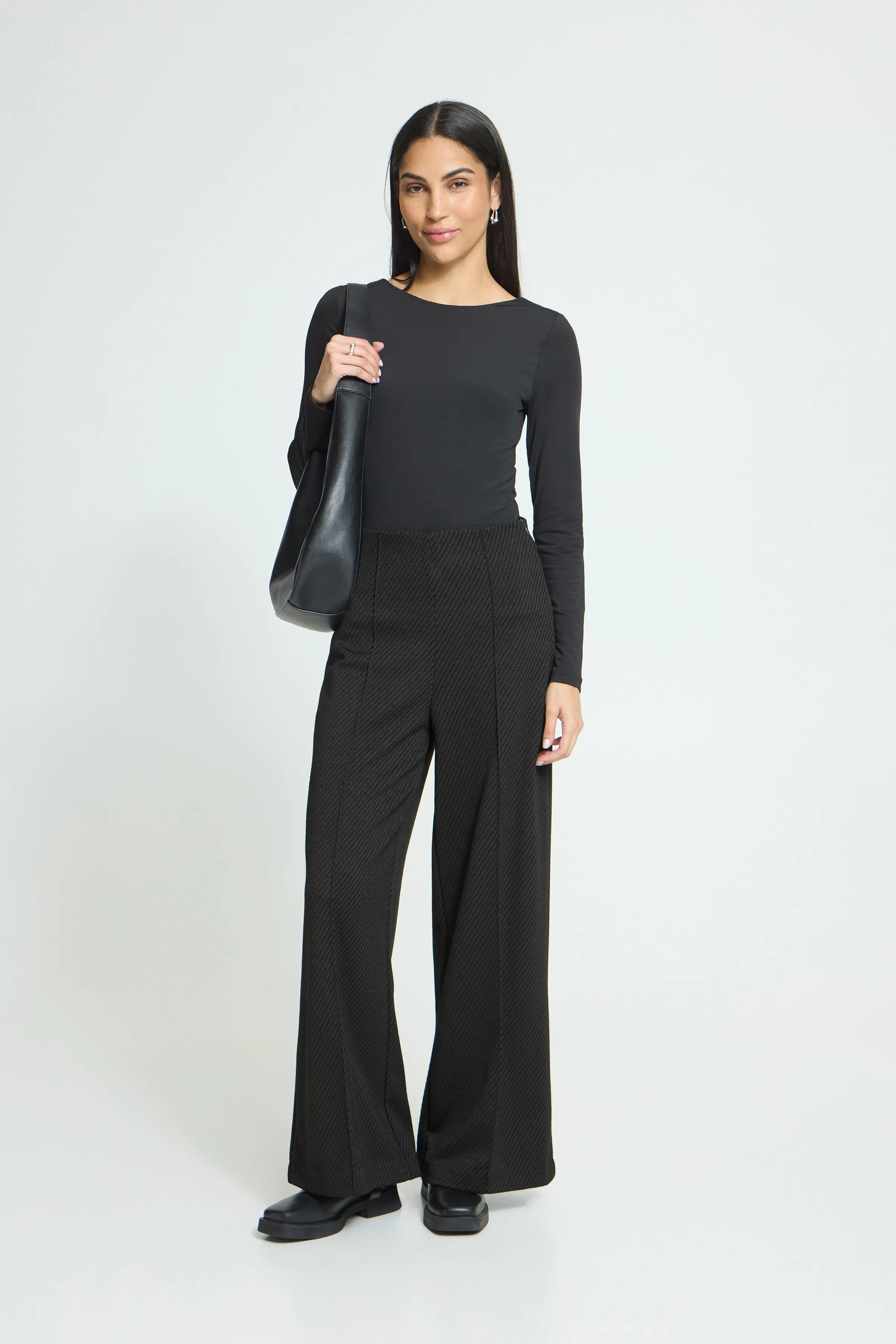 IHKATE Trousers LOOKBOOK FRONT 20125262-900012965