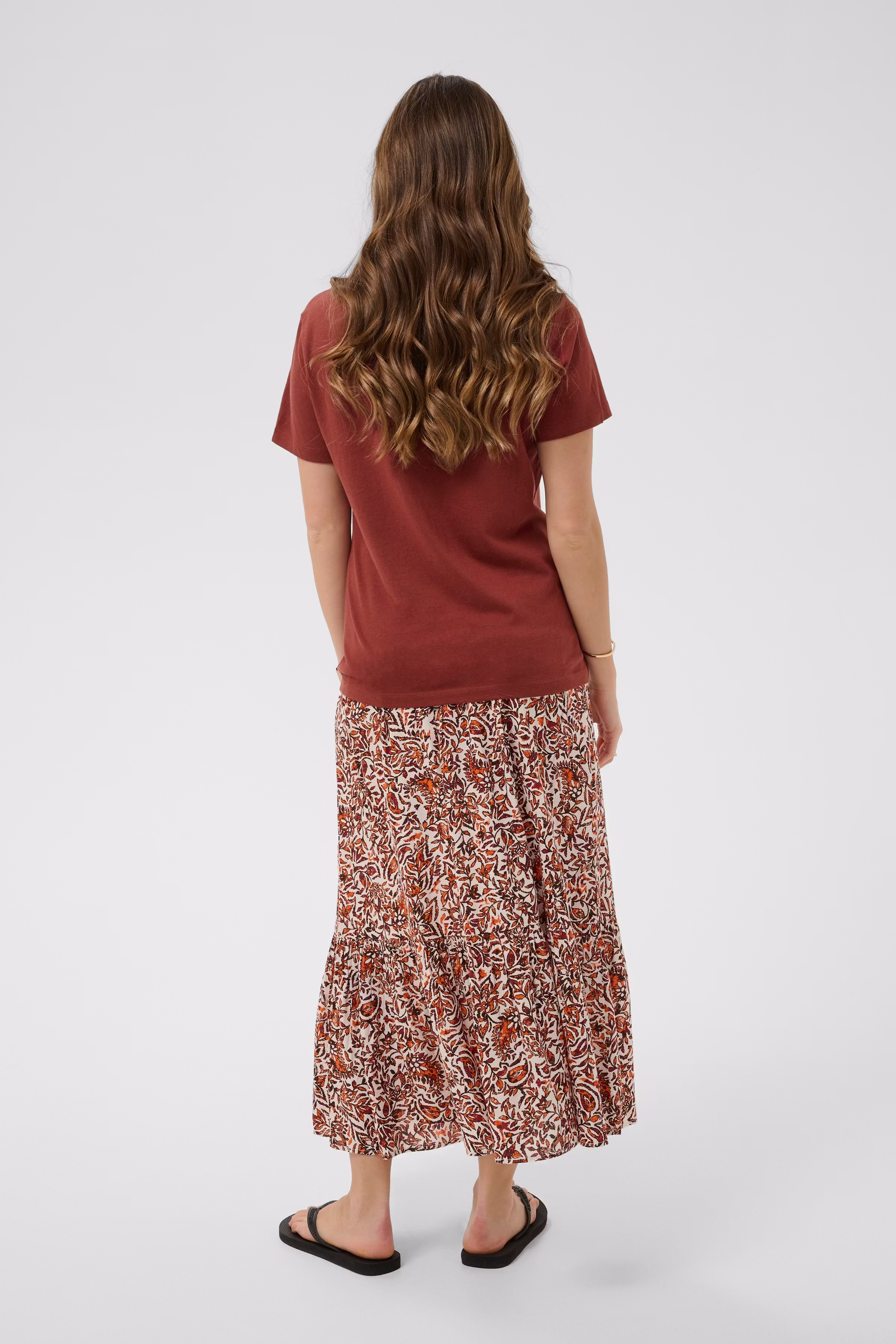 Naia T-shirt LOOKBOOK BACK 10604508-181323