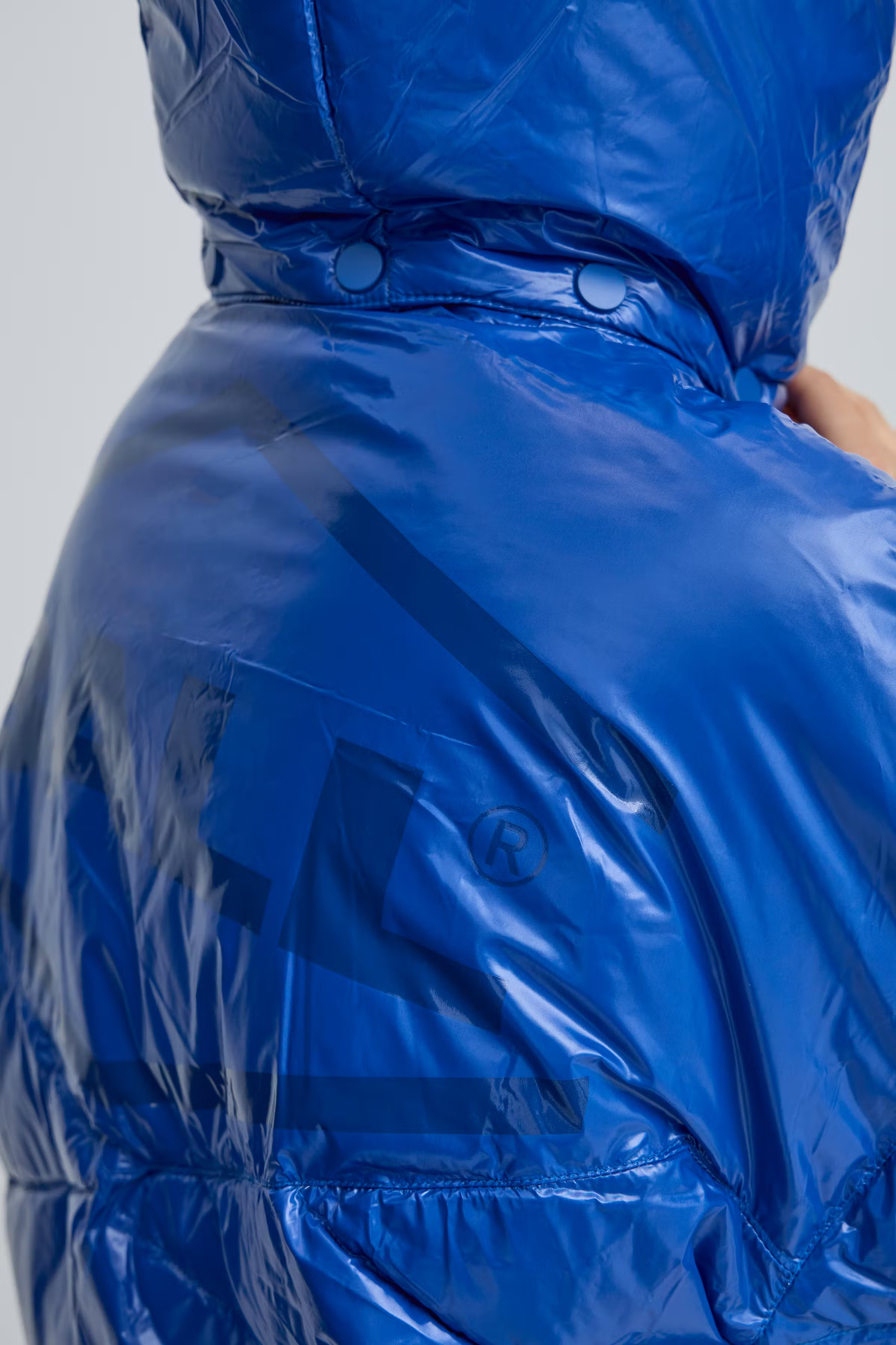 BASALVADORE Oberbekleidung LOOKBOOK DETAIL 50405036-194056