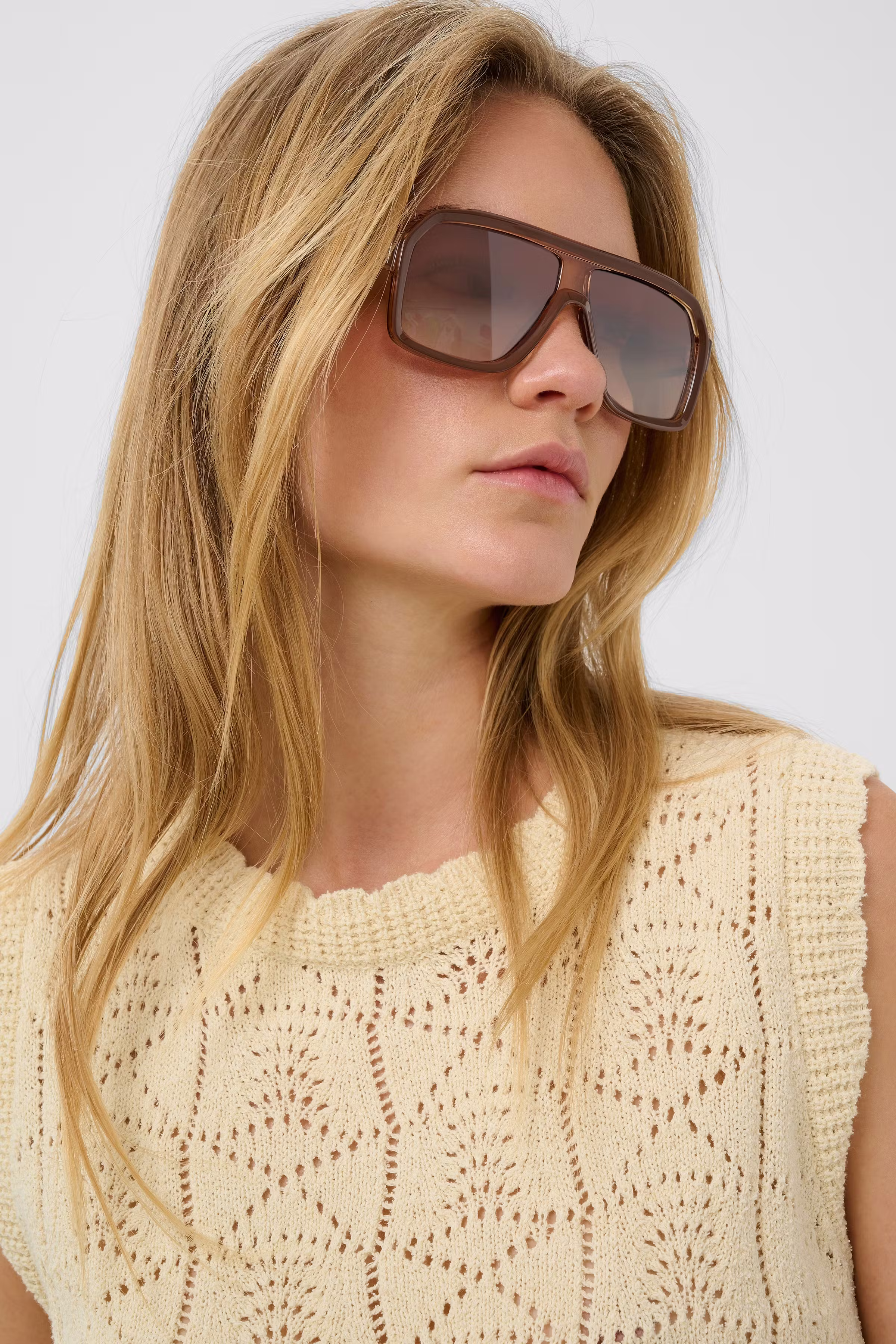 SLNoanna Sunglasses LOOKBOOK DETAIL 30409272-181130