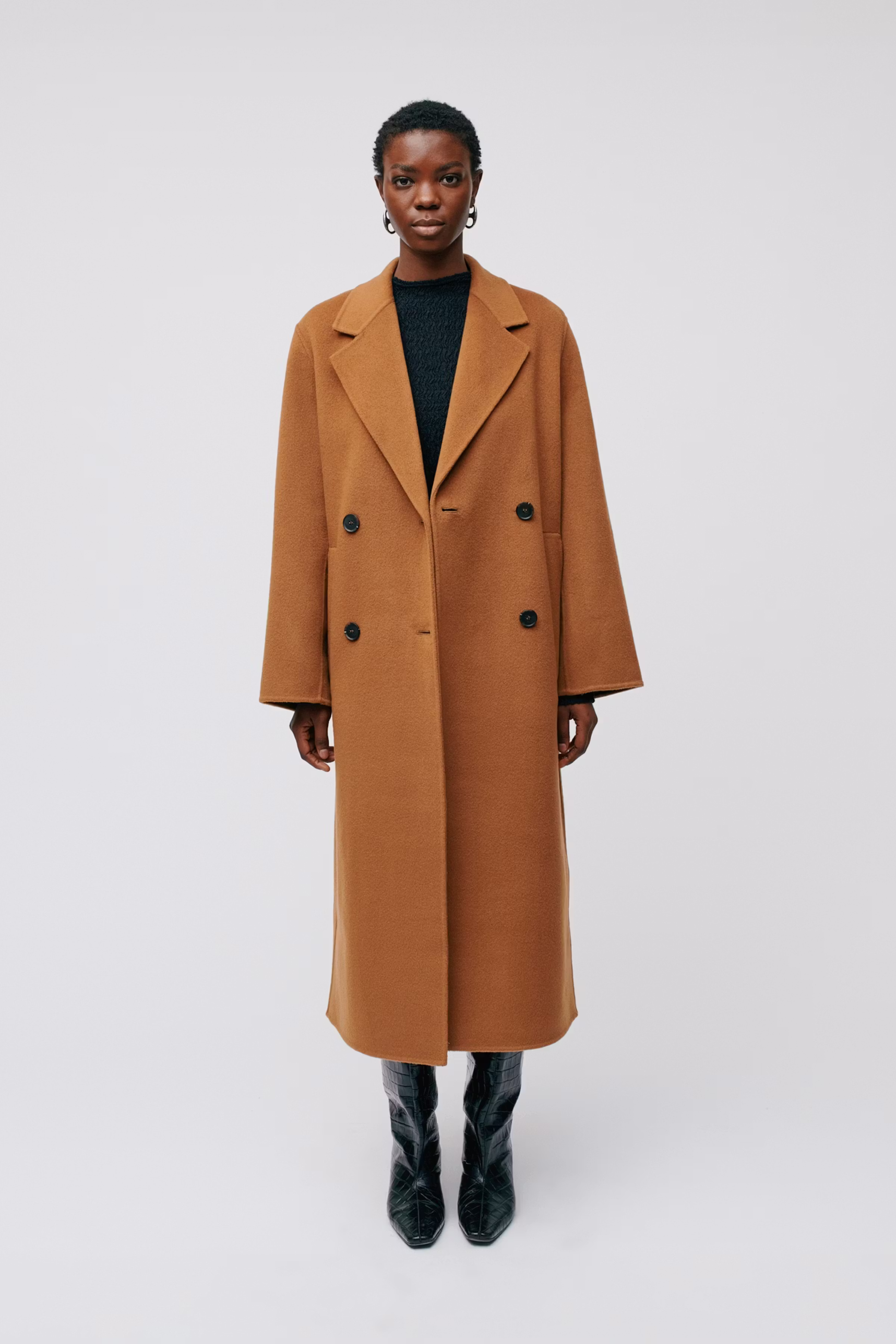 CLARA Coat LOOKBOOK FRONT 30600563-BR217