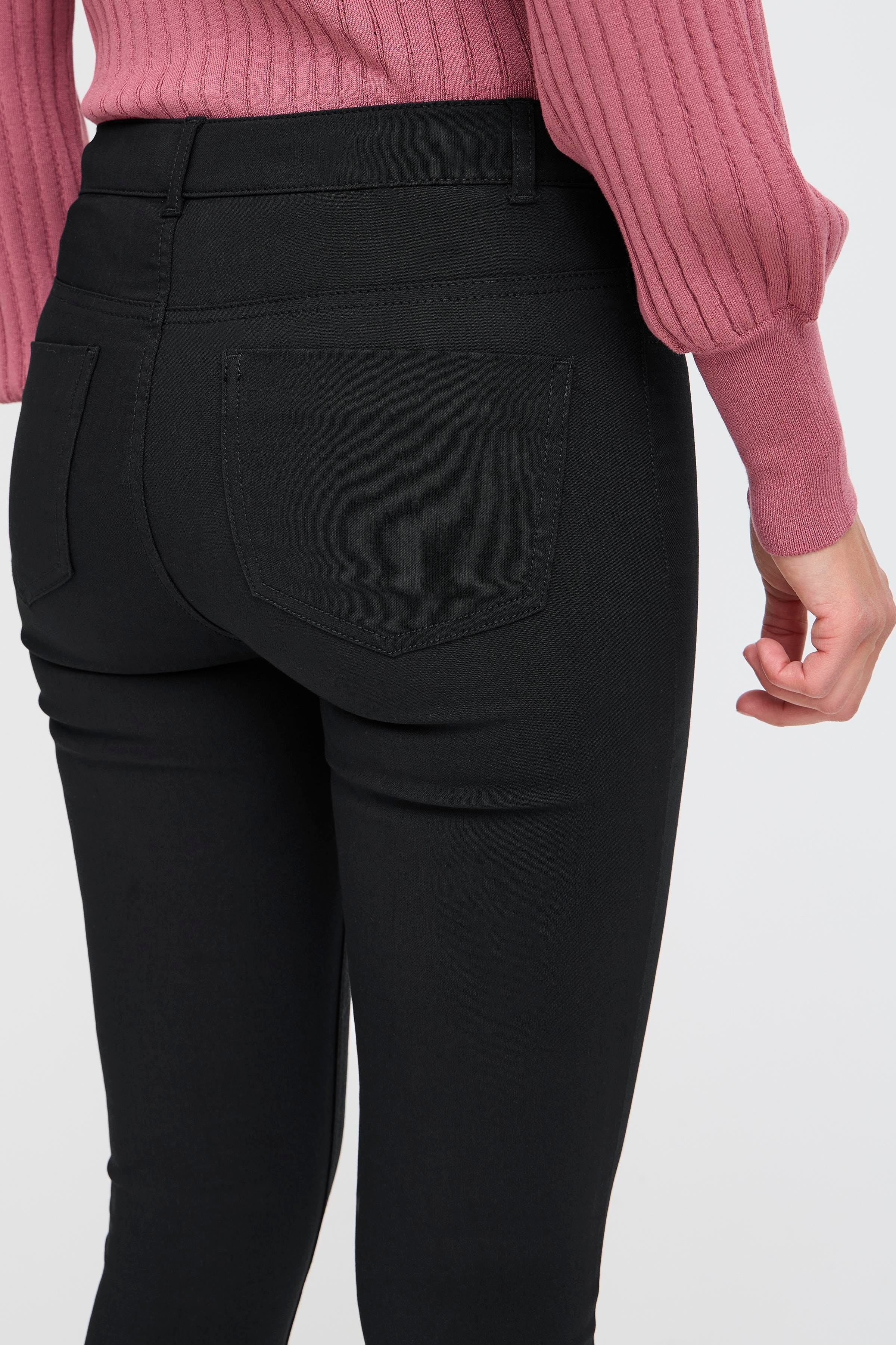 BYELVA Hose LOOKBOOK DETAIL 20801673-80001