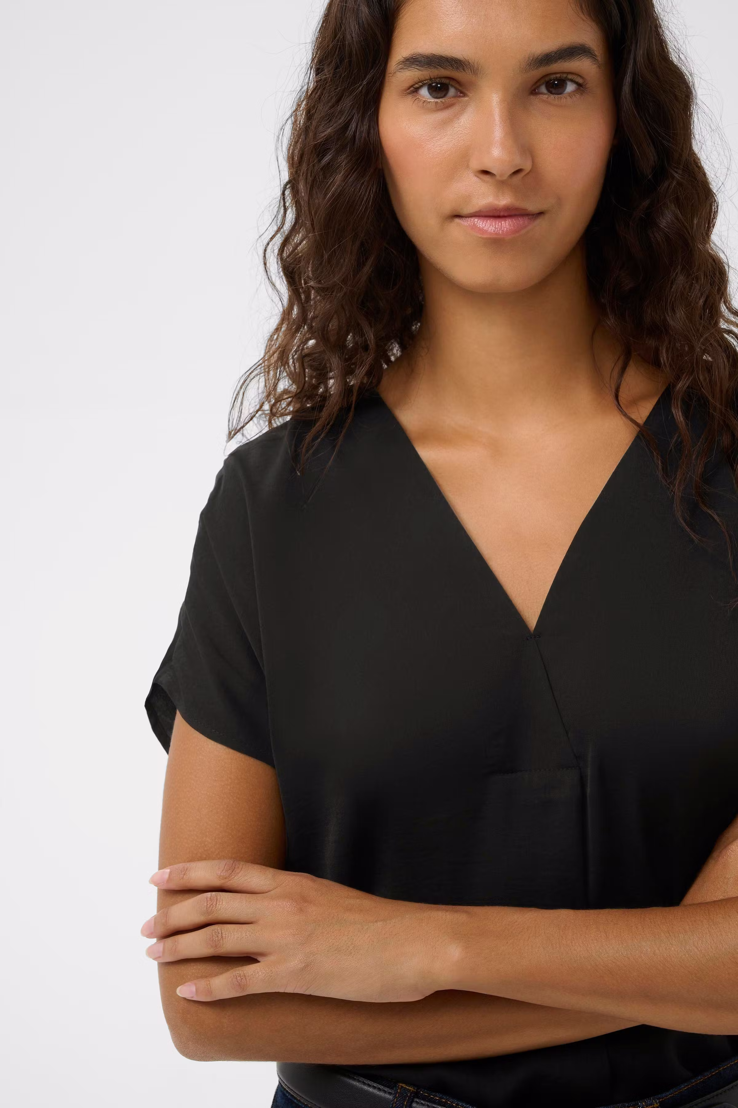 RindaIW Top LOOKBOOK DETAIL 30105188-10050