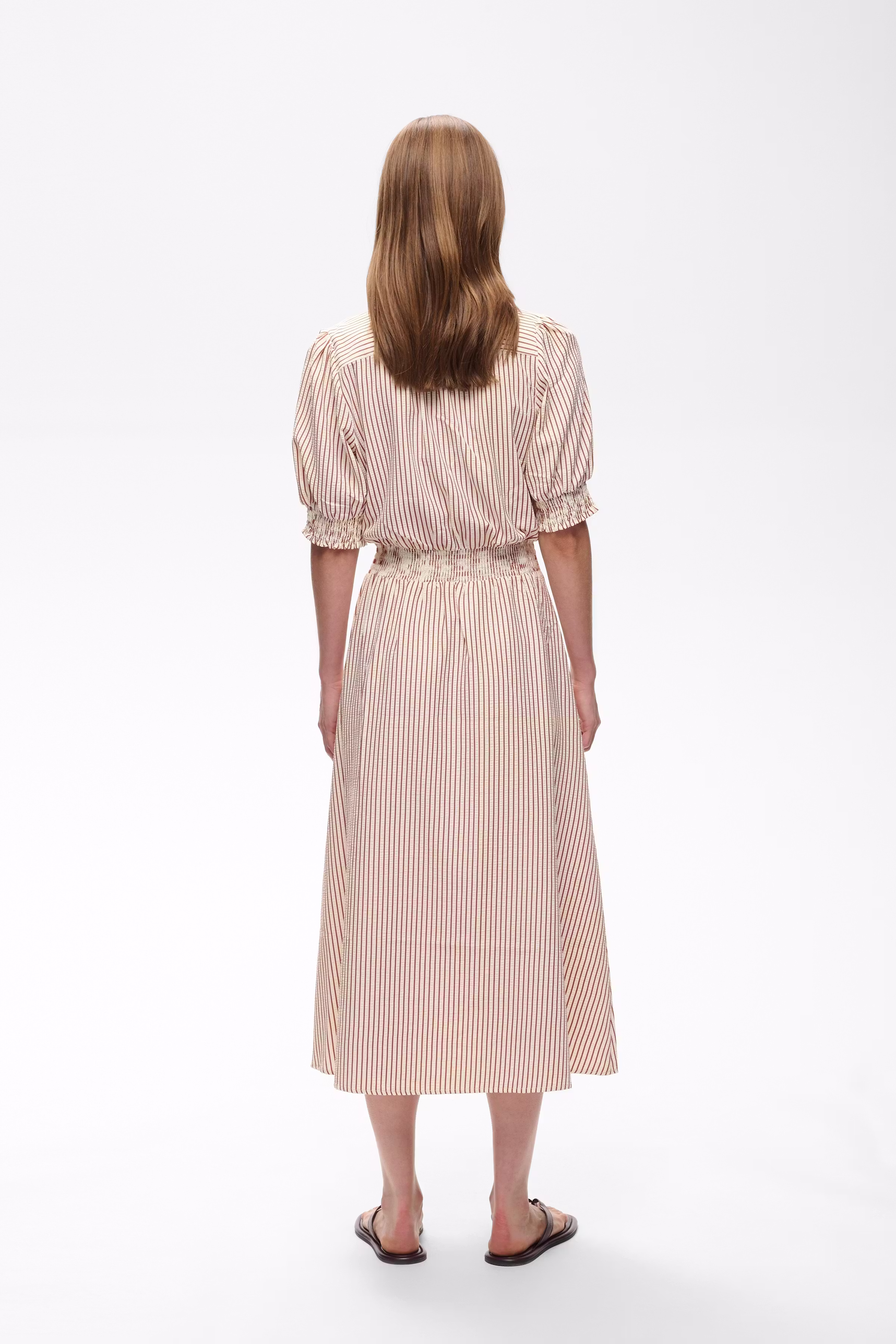 BellaIW Klänning LOOKBOOK BACK 30111221-305161