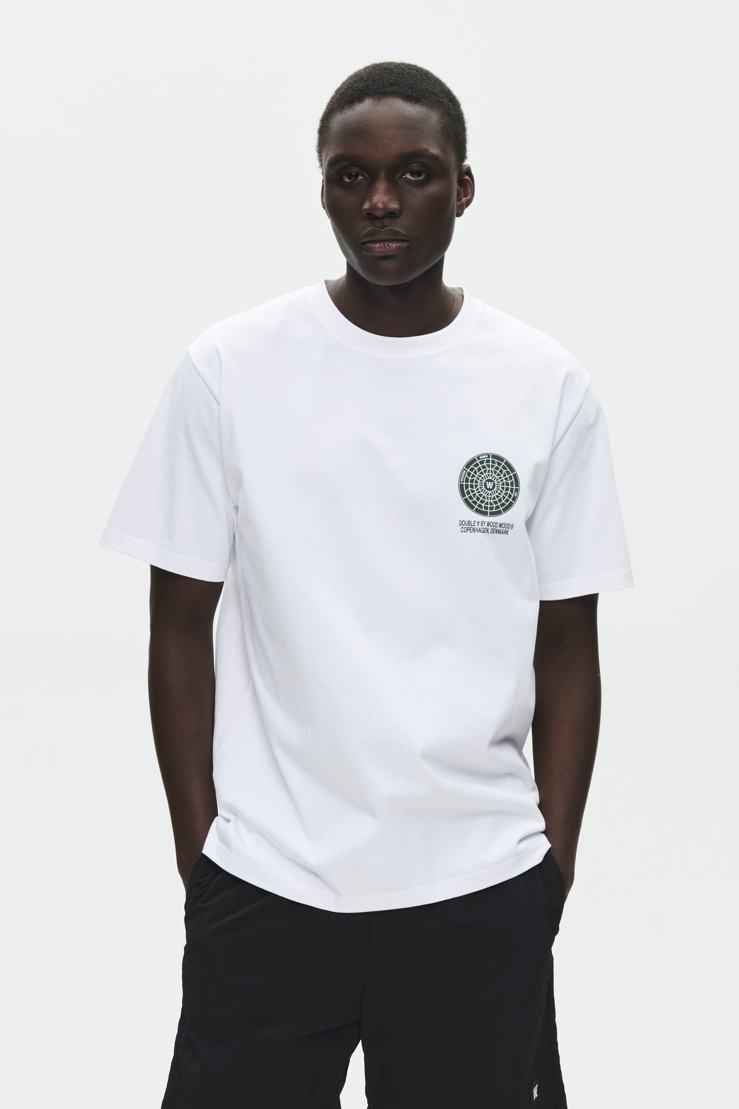 WWAce cover T-shirt LOOKBOOK FRONT 30252109-110601