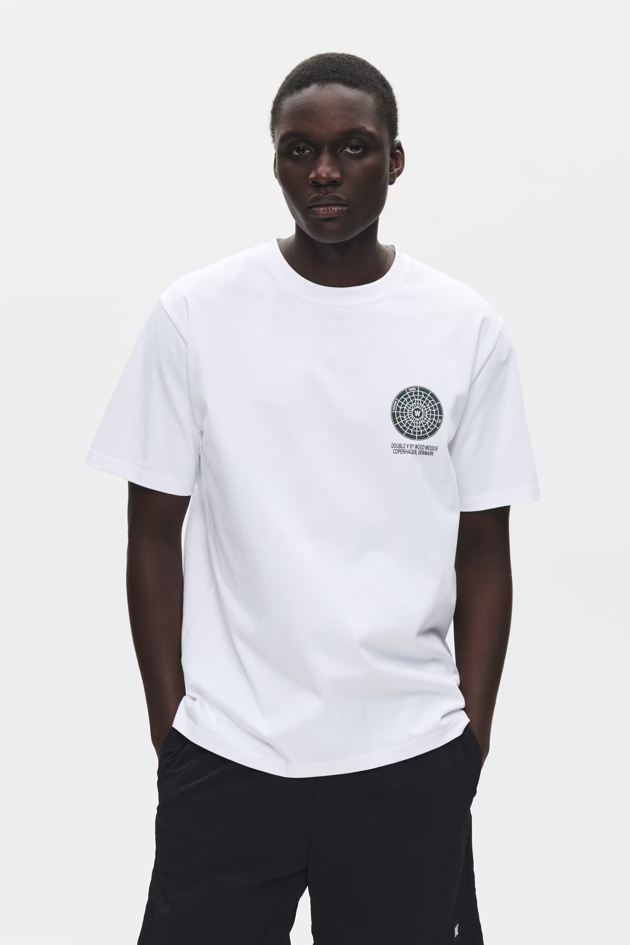 WWAce cover T-shirt LOOKBOOK FRONT 30252109-110601