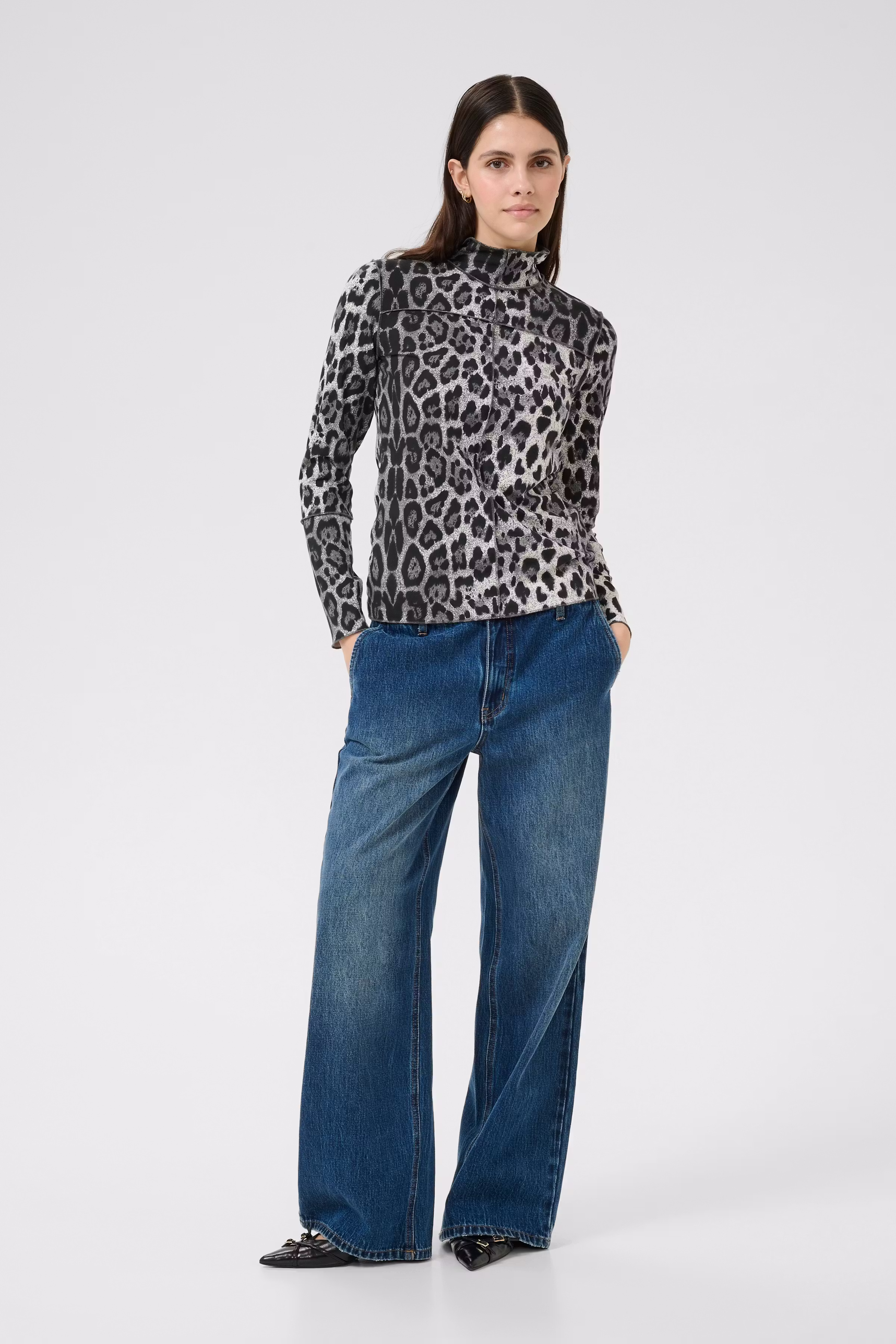 KBPavie Leopard Blouse LOOKBOOK FRONT 10105472-108963