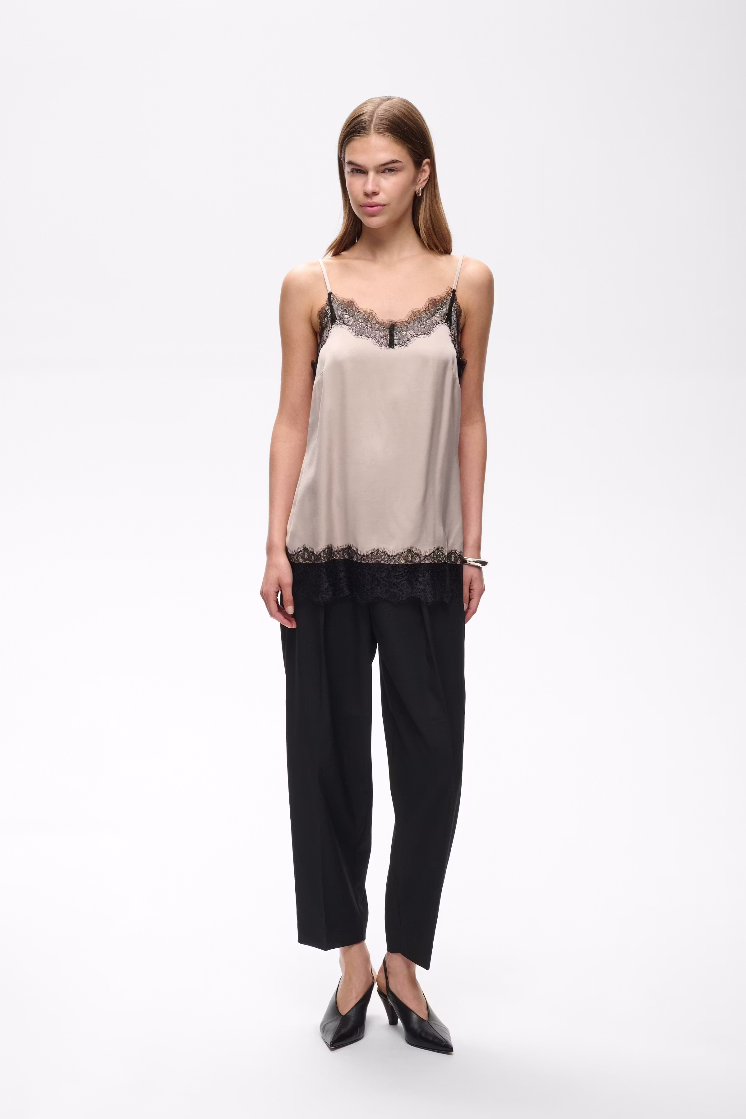BallaIW Top LOOKBOOK FRONT 30111275-303115