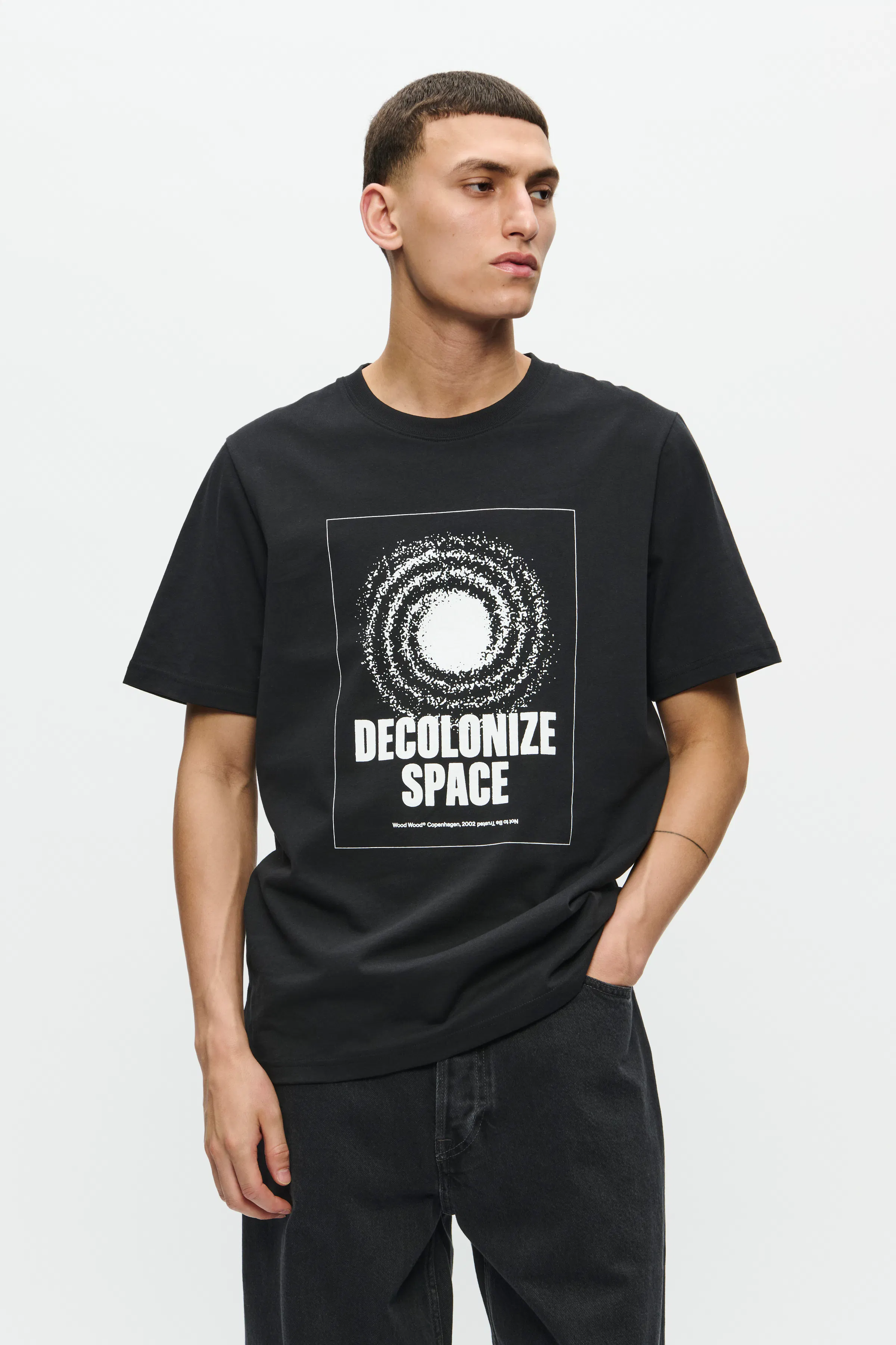 WWBobby T-shirt LOOKBOOK FRONT 30251561-303700