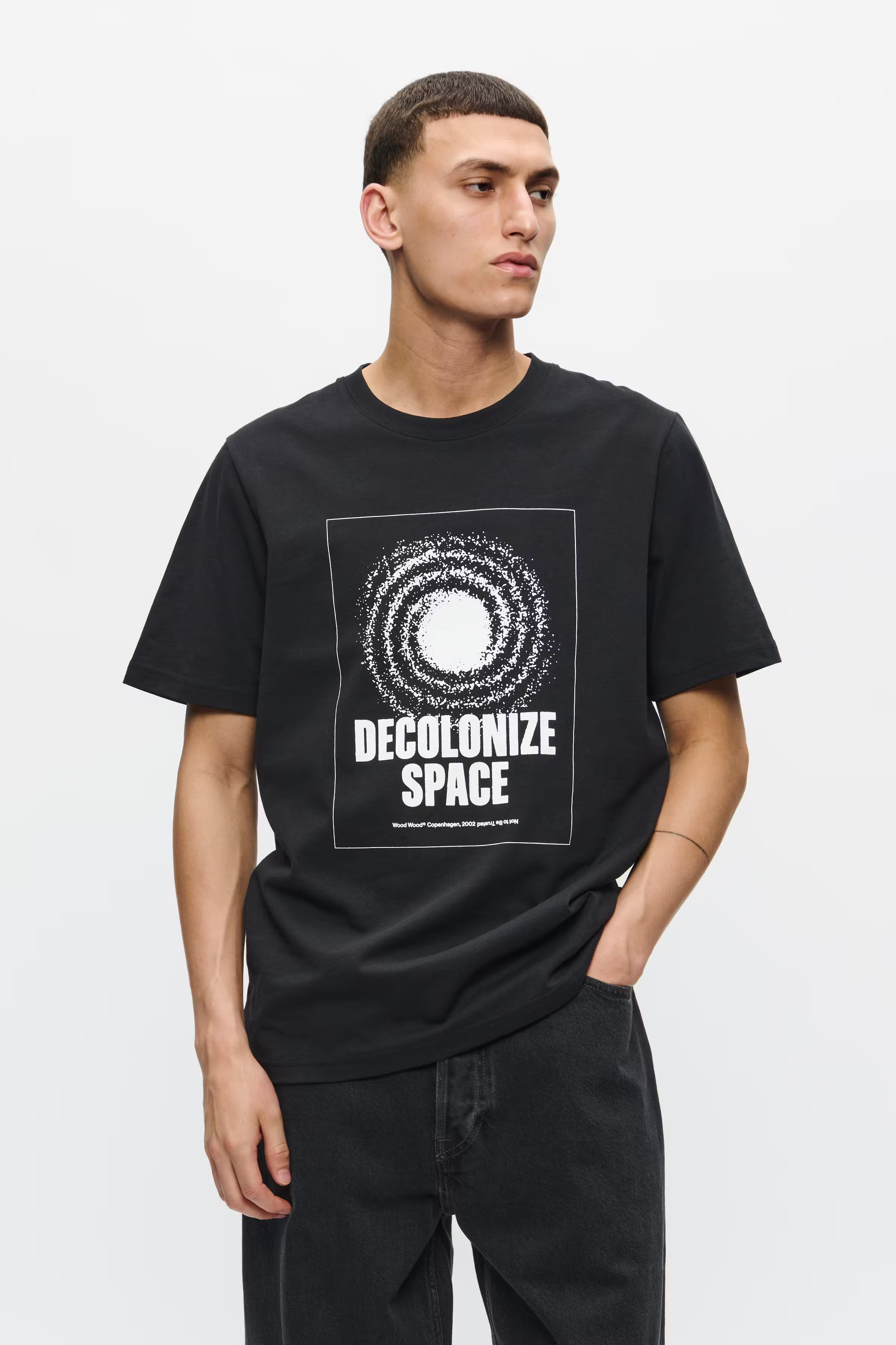 WWBobby T-shirt LOOKBOOK FRONT 30251561-303700